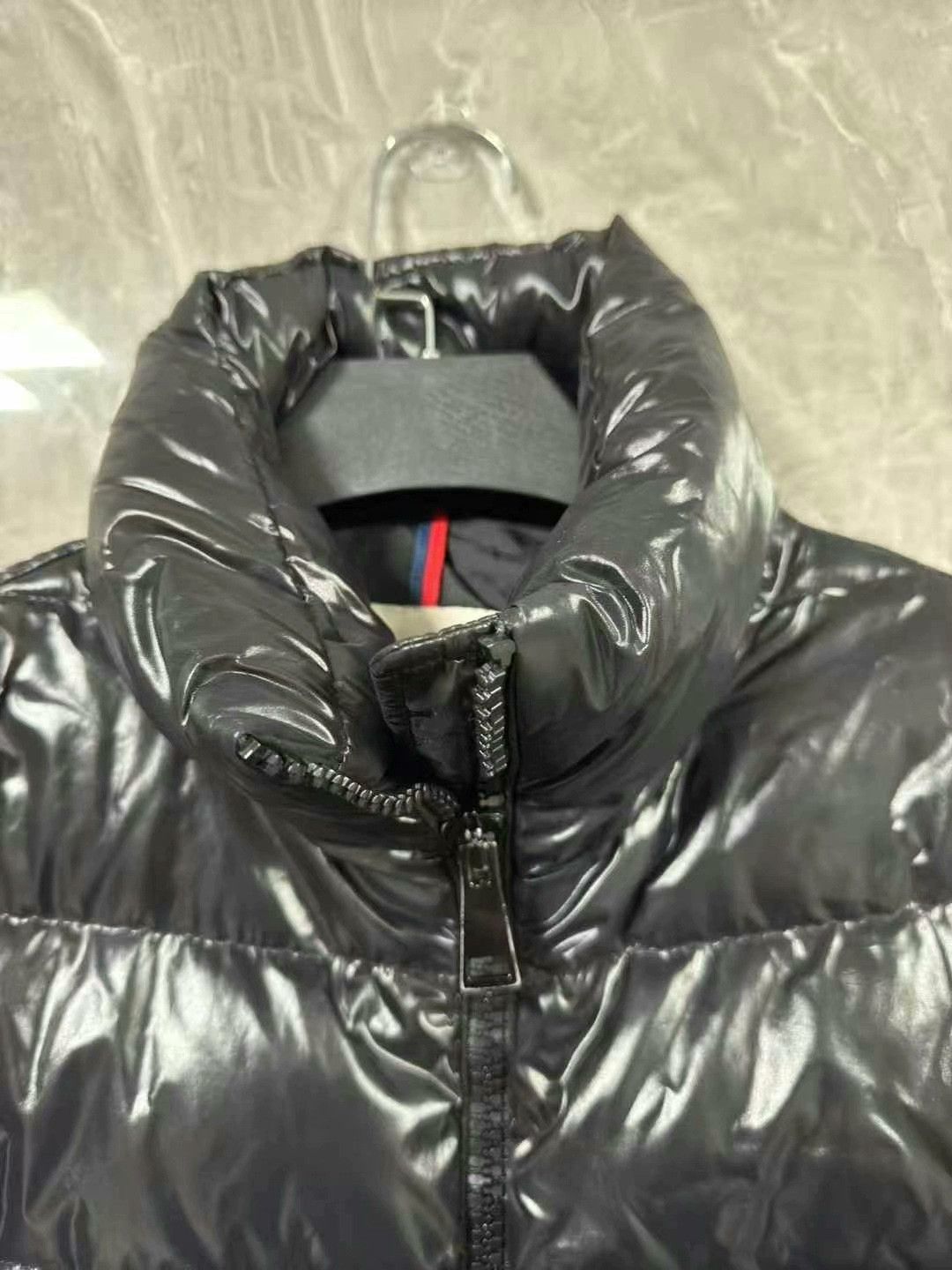 Moncler moncler danae black down jacket size 2 Size M / US 6-8 / IT 42-44 - 2 Thumbnail