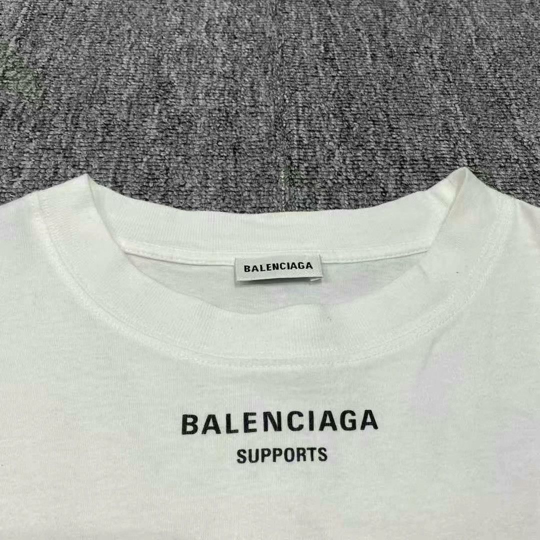 Balenciaga balenciaga white short sleeve t-shirt Size US XS / EU 42 / 0 - 3 Thumbnail