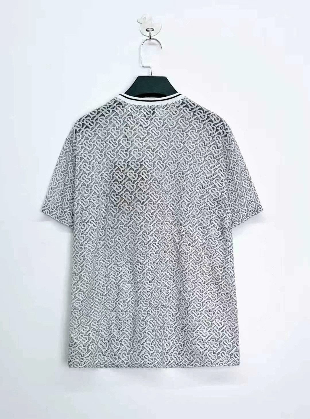 Burberry burberry white tb logo short sleeve shirt Size US S / EU 44-46 / 1 - 2 Thumbnail
