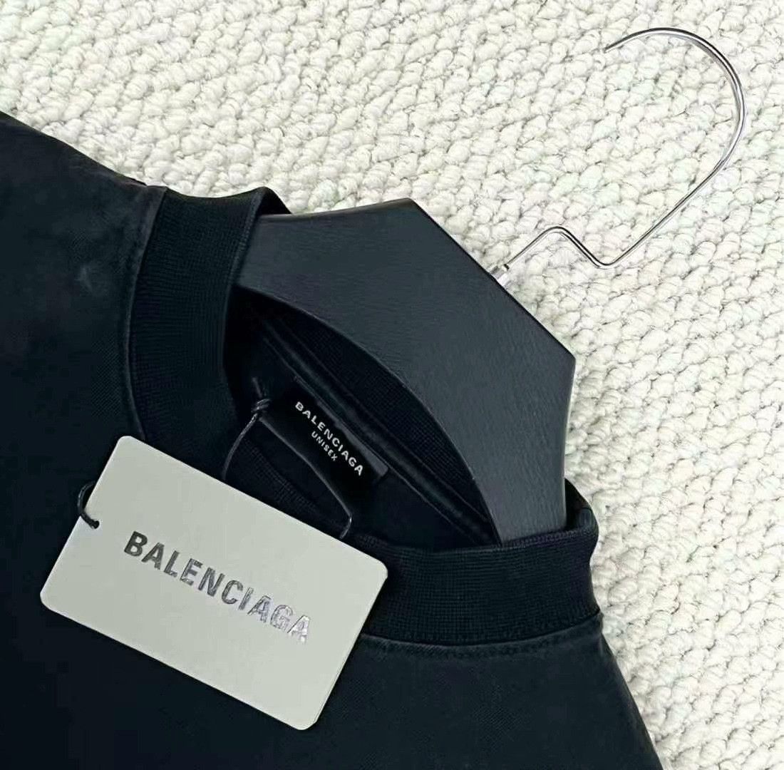 Balenciaga balenciaga bitcoin logo short sleeve t-shirt Size US M / EU 48-50 / 2 - 3 Thumbnail