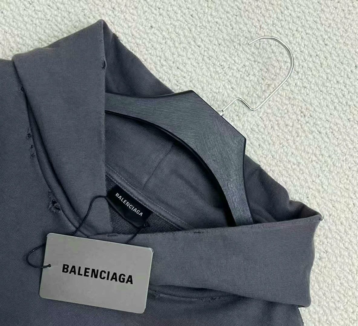 Balenciaga balenciaga graphic hoodie in graphite gray Size US S / EU 44-46 / 1 - 3 Thumbnail