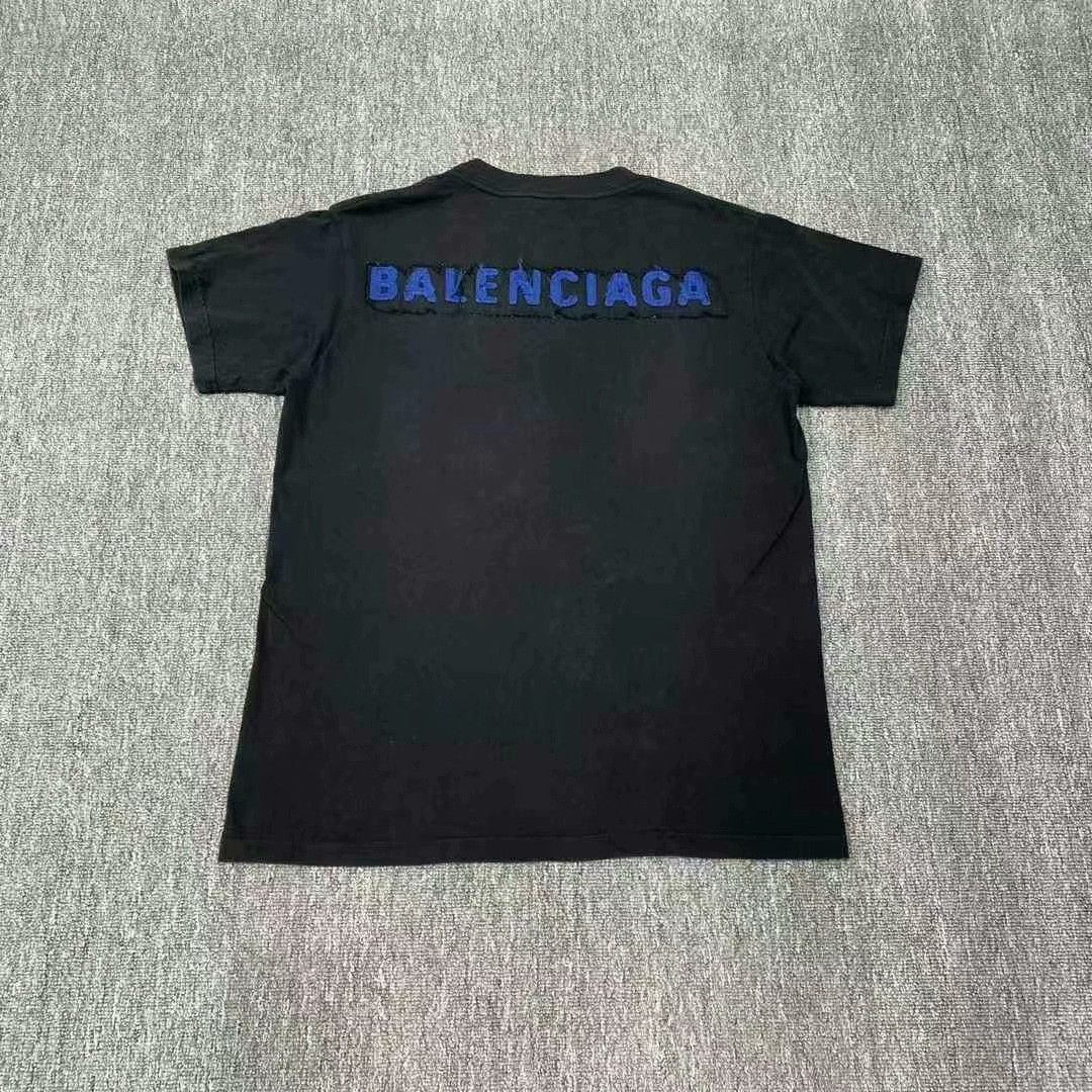 Balenciaga balenciaga blue letter t-shirt size small Size US S / EU 44-46 / 1 - 2 Thumbnail