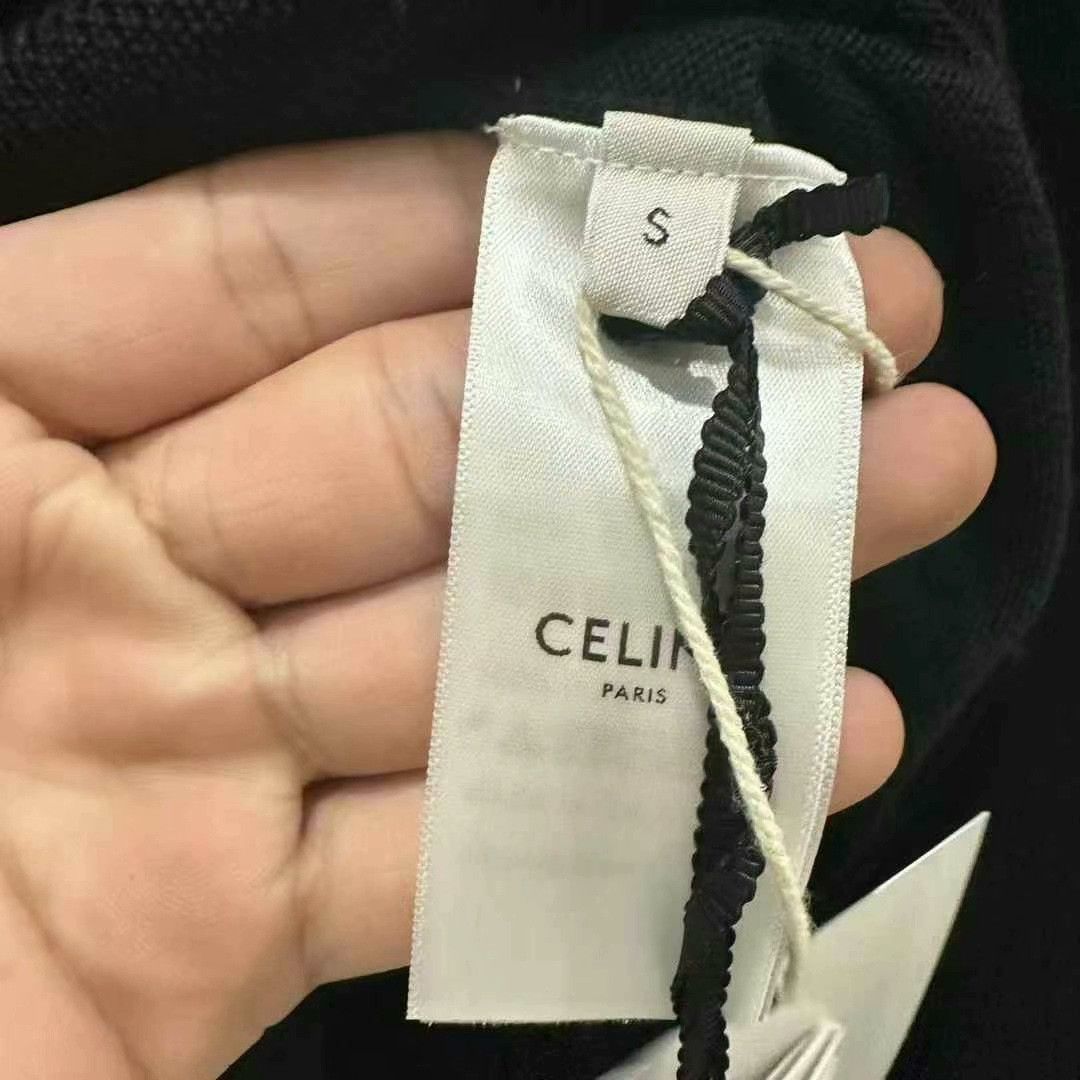 Celine celine black v-neck wool sweater size S Size S / US 4 / IT 40 - 6 Thumbnail