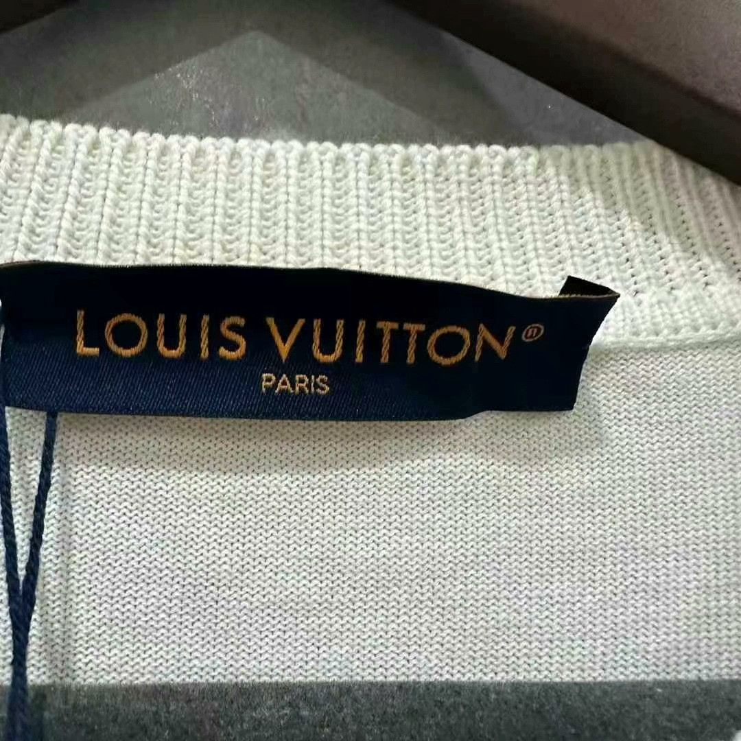 Louis Vuitton louis vuitton snake year limited edition t-shirt Size US XXL / EU 58 / 5 - 4 Thumbnail