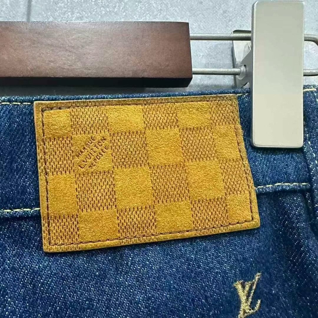 Louis Vuitton louis vuitton embroidered denim shorts size 33 Size US 33 - 5 Thumbnail