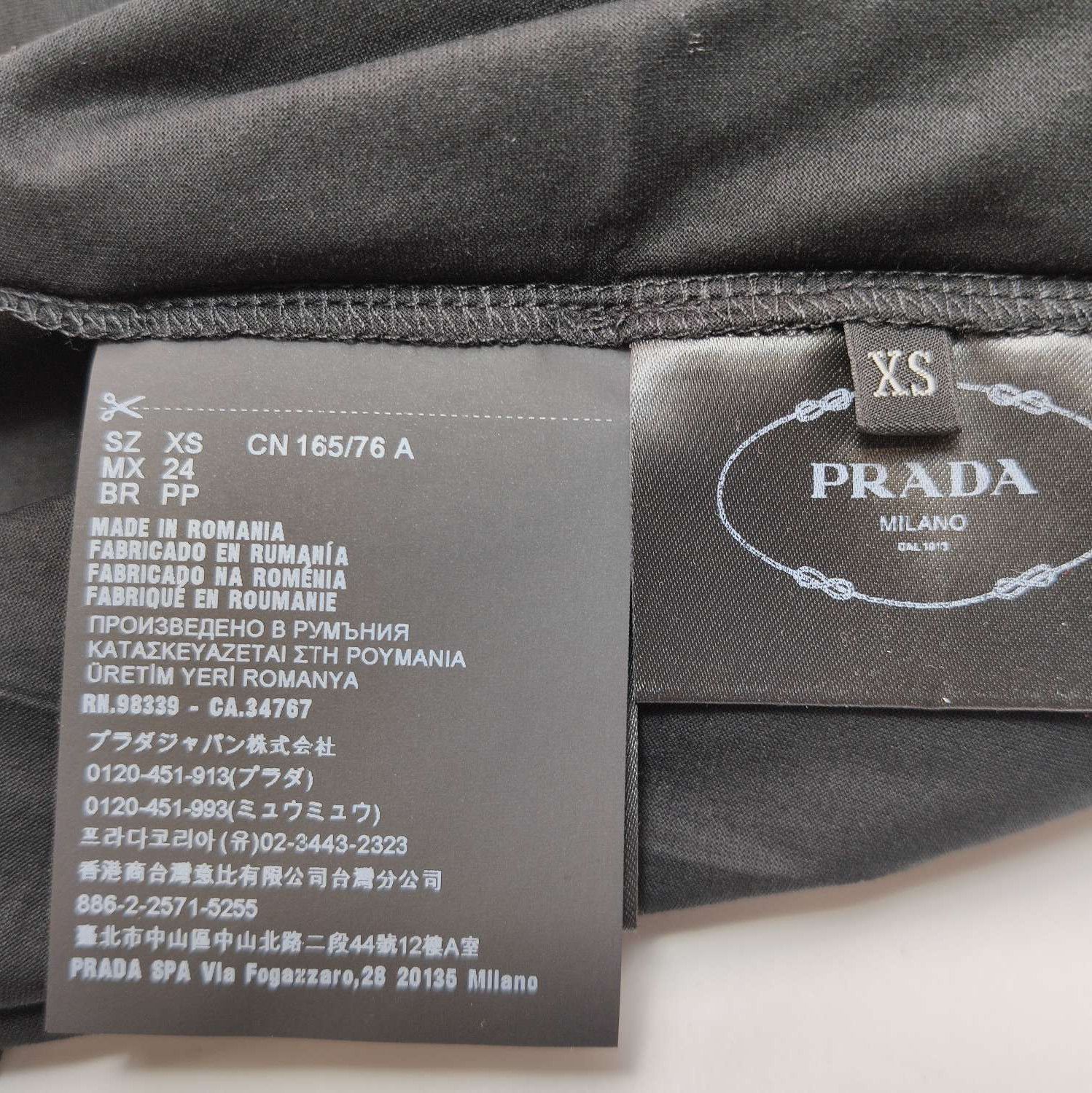 Prada Prada Classic Black Cotton Round Neck T-Shirt 0089 Size XS / US 0-2 / IT 36-38 - 5 Thumbnail