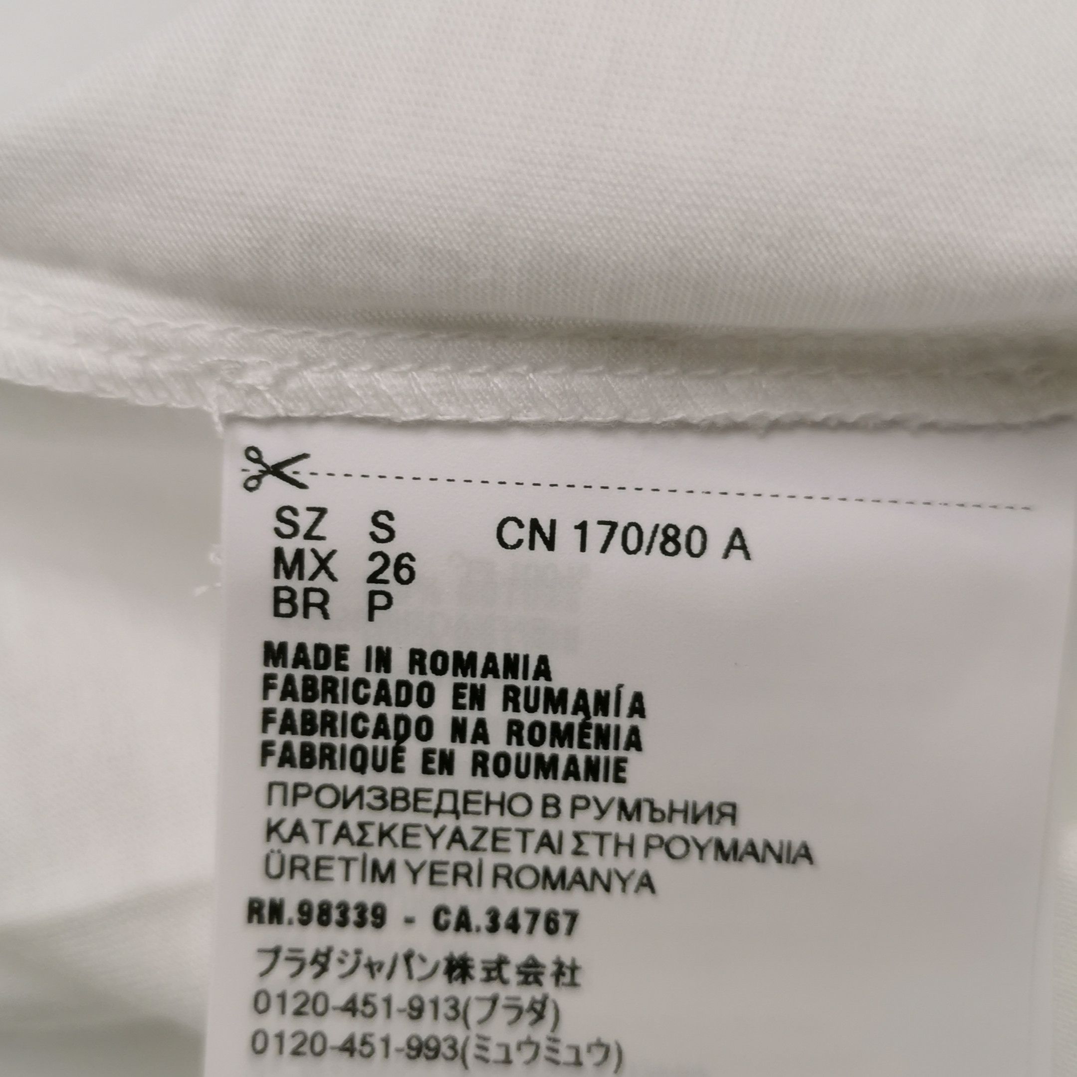 Prada Prada Cotton Crew Neck T-Shirt in White 0089 Size S / US 4 / IT 40 - 6 Thumbnail