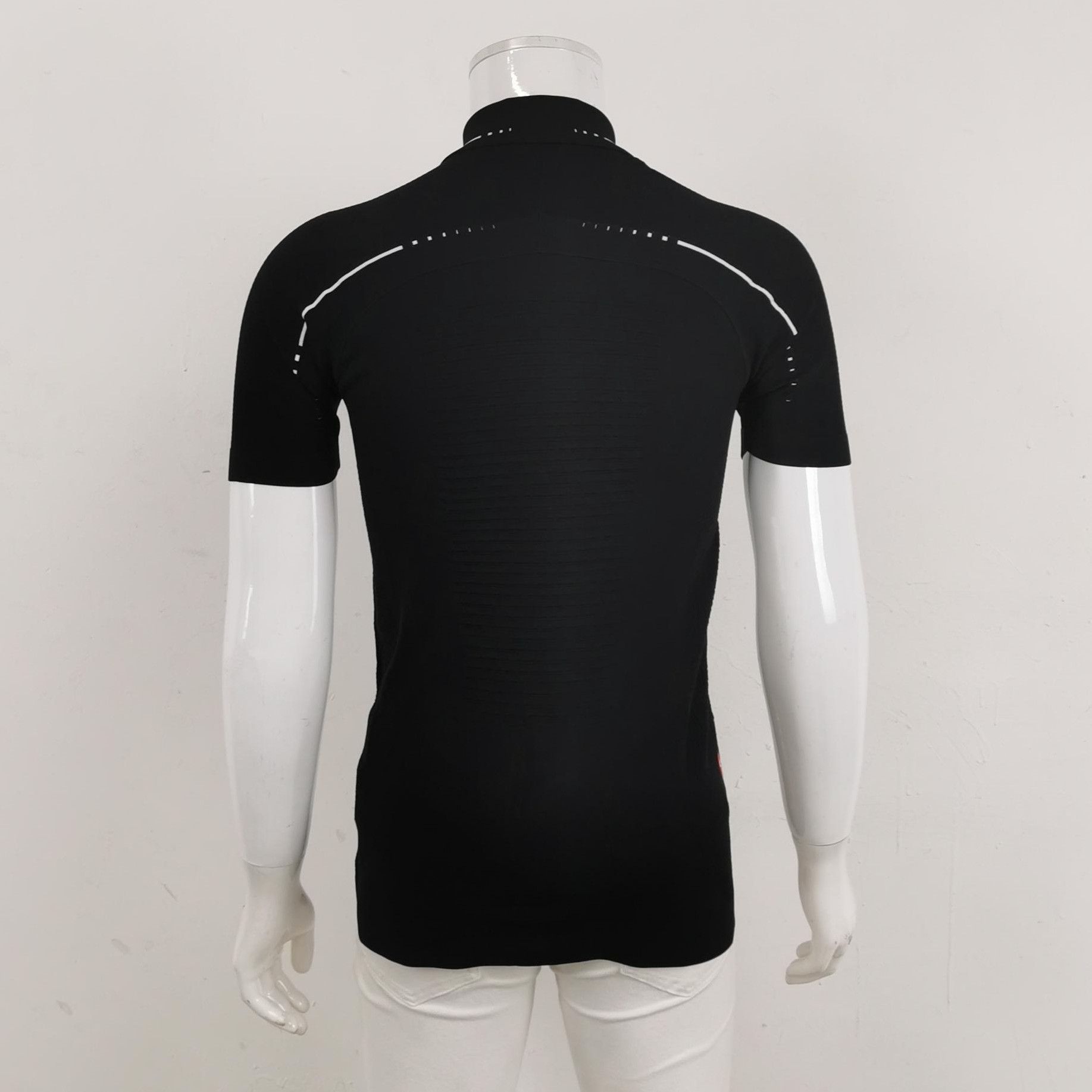 Prada Prada Contrast Collar T-Shirt in Large Size 0089 Size L / US 10 / IT 46 - 2 Thumbnail