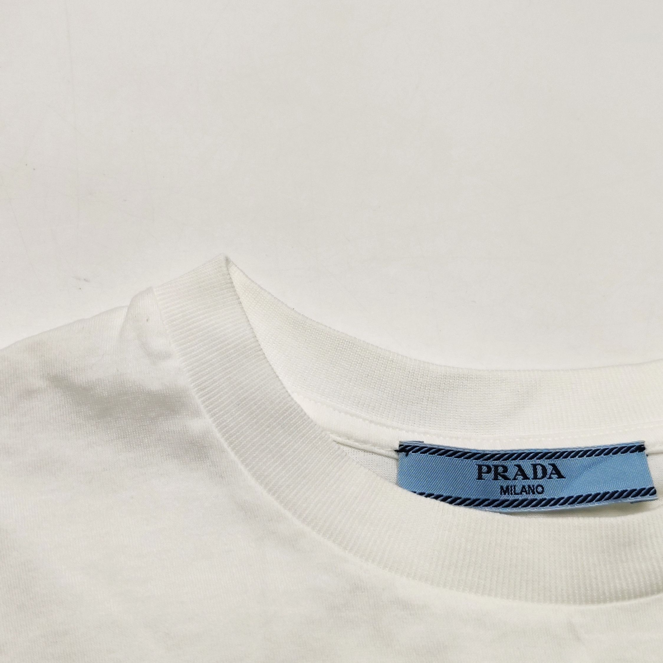 Prada Prada Cotton Triangle Logo Short Sleeve T-Shirt 0089 Size S / US 4 / IT 40 - 9 Thumbnail