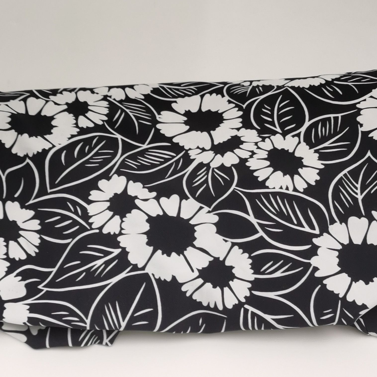 Prada Prada Floral Pattern High Neck Top Size 38 0089 Size S / US 4 / IT 40 - 4 Thumbnail