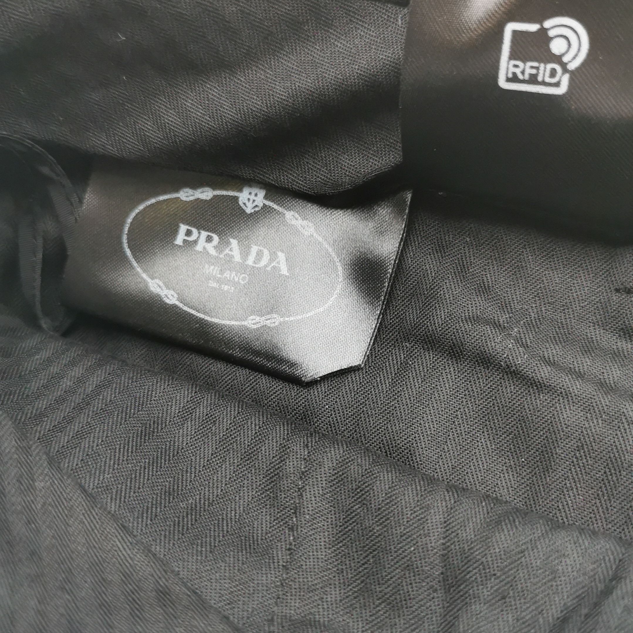 Prada Prada Gray Wool Plaid Cuffed Shorts Size 36 0089 Size 36" / US 14 / IT 50 - 8 Thumbnail