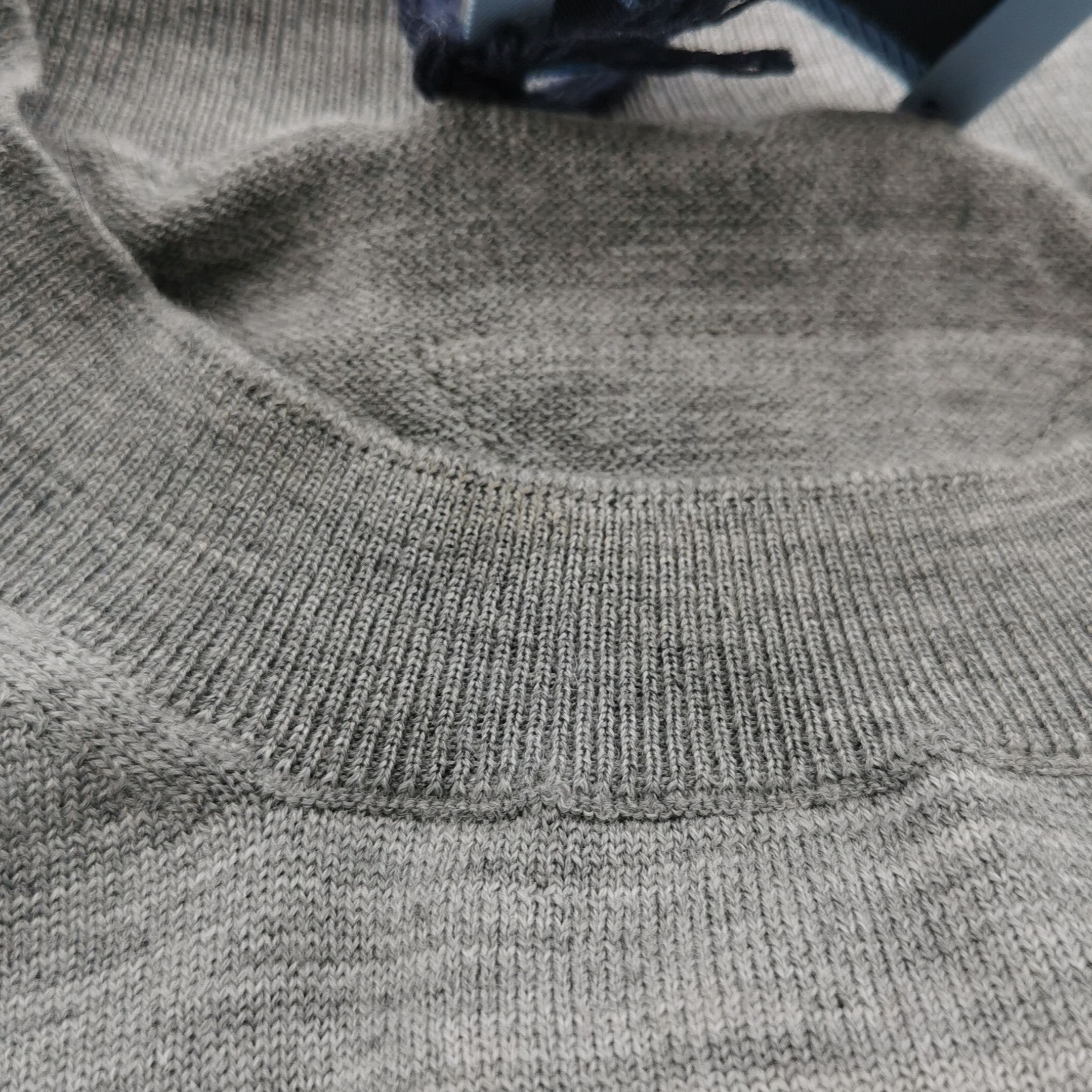 Prada Prada Gray Wool Sweater for Women 0089 Size L / US 10 / IT 46 - 9 Thumbnail