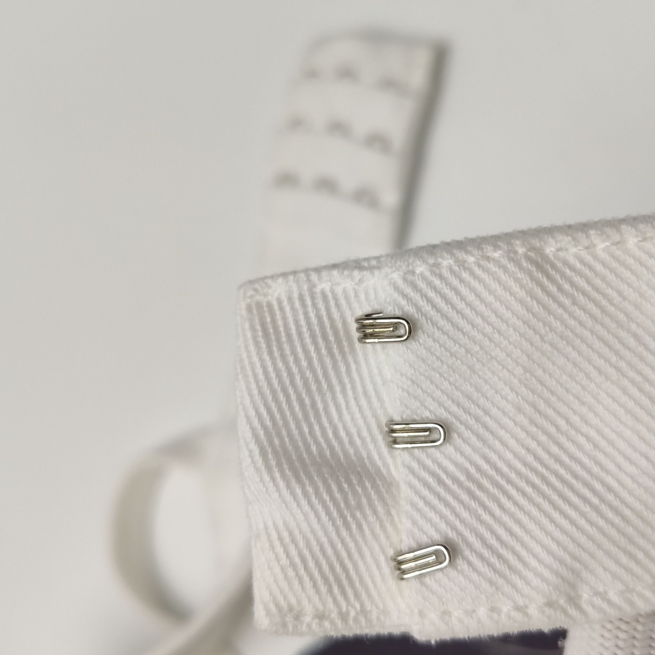 Prada Prada Cotton Triangle Logo Top in White 0089 Size S / US 4 / IT 40 - 10 Thumbnail