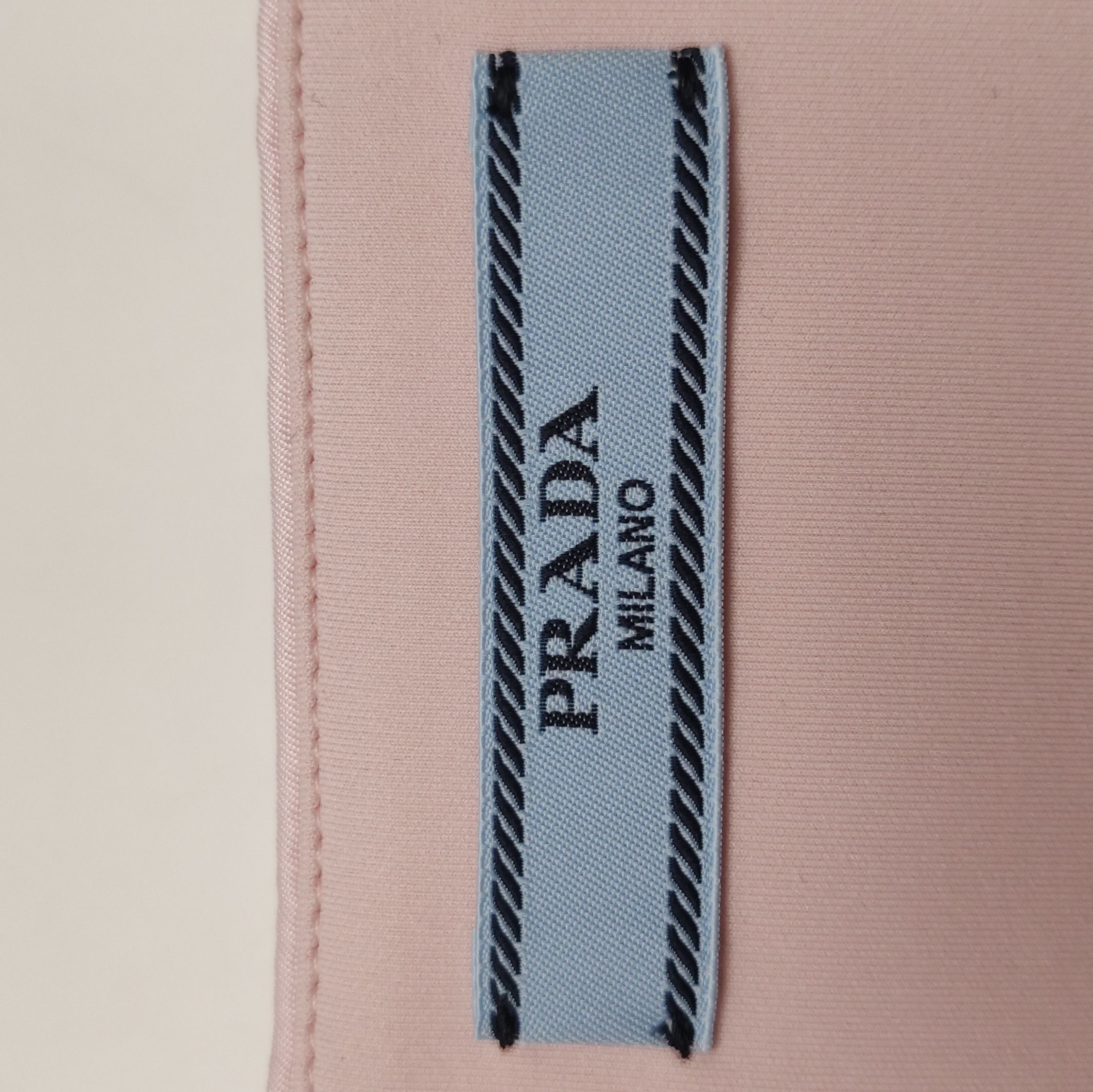 Prada Prada Solid Color Triangle Logo Tank Top 0089 Size S / US 4 / IT 40 - 5 Thumbnail