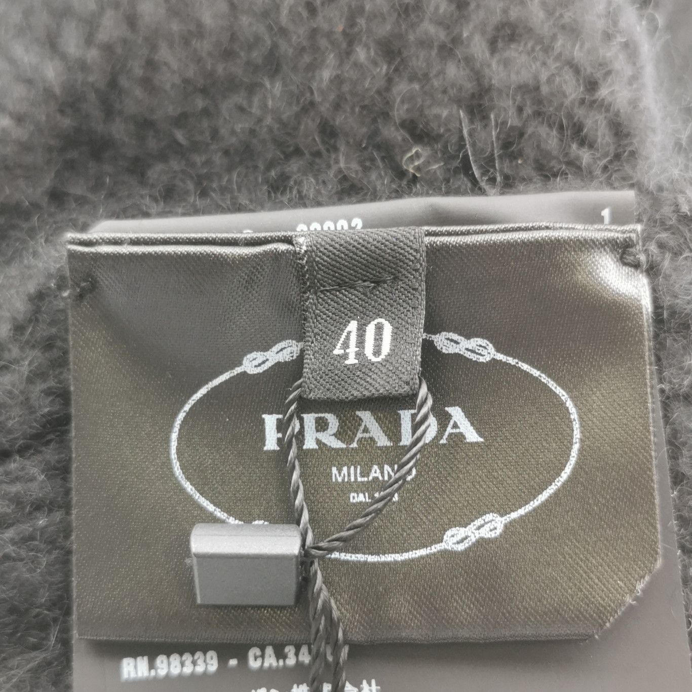 Prada Prada Black Cashmere Sweater Size 40 0089 Size M / US 6-8 / IT 42-44 - 5 Thumbnail