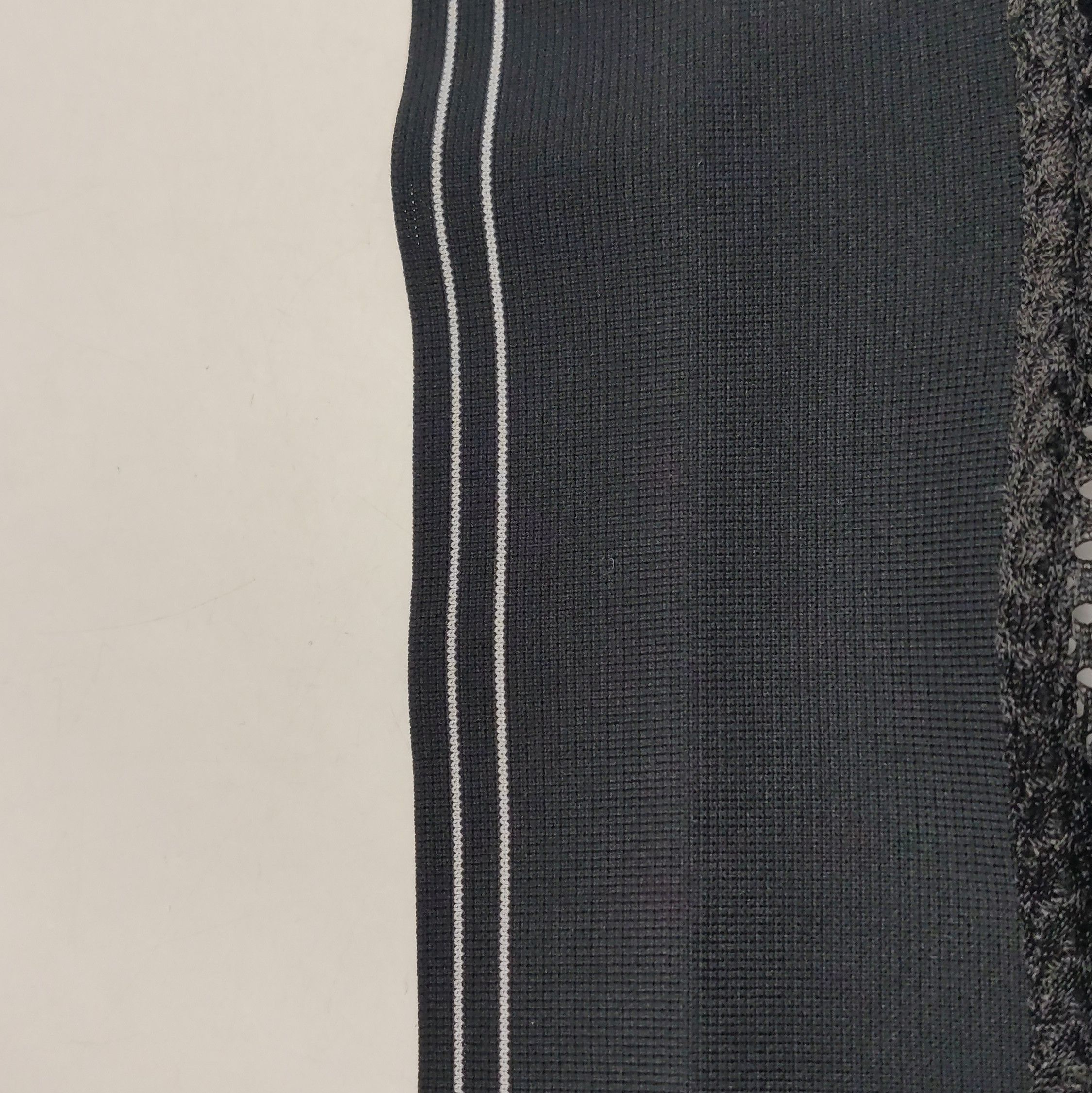 Prada Prada Sleeveless Mesh Polo Shirt with Logo 0089 Size L / US 10 / IT 46 - 9 Thumbnail