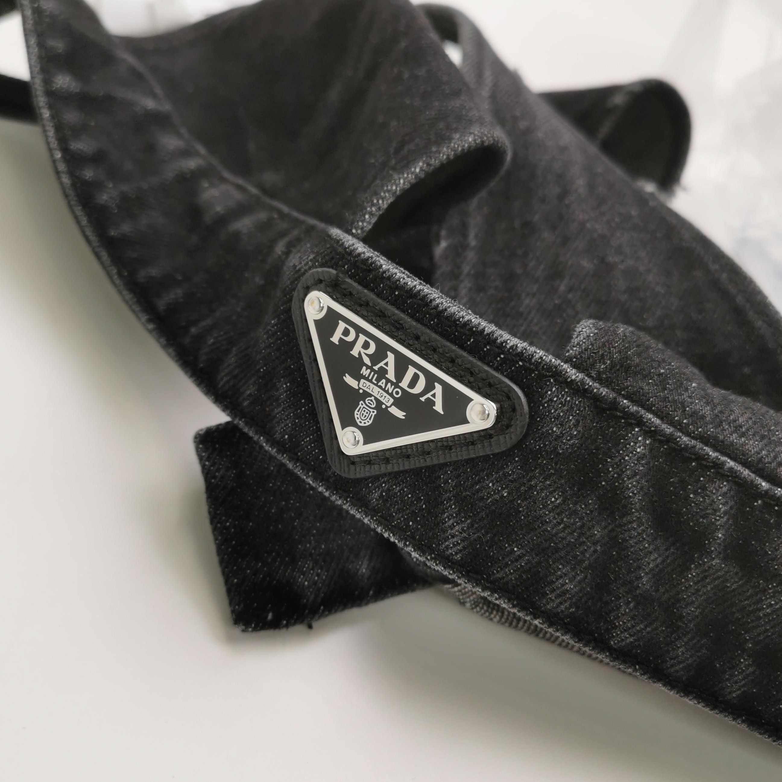 Prada Prada Triangle Logo Cotton Black Vest 0089 Size M / US 6-8 / IT 42-44 - 3 Thumbnail