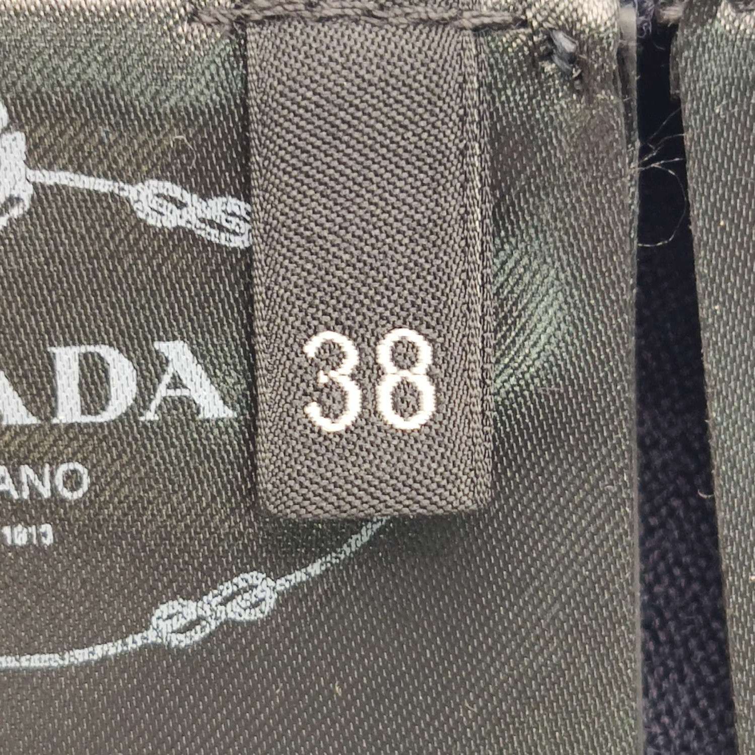 Prada Prada Contrast Collar Wool Knit Top 0089 Size S / US 4 / IT 40 - 5 Thumbnail