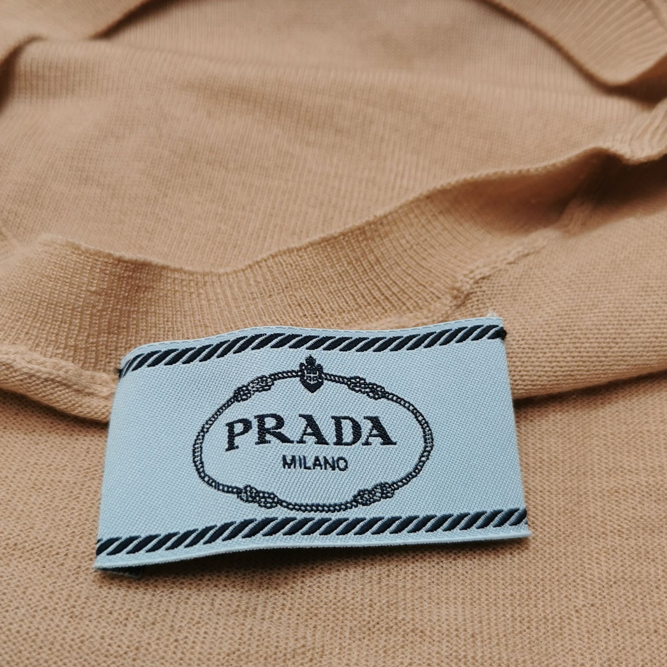 Prada Prada Wool Logo Short Sleeve Knit Top 0089 Size S / US 4 / IT 40 - 9 Thumbnail