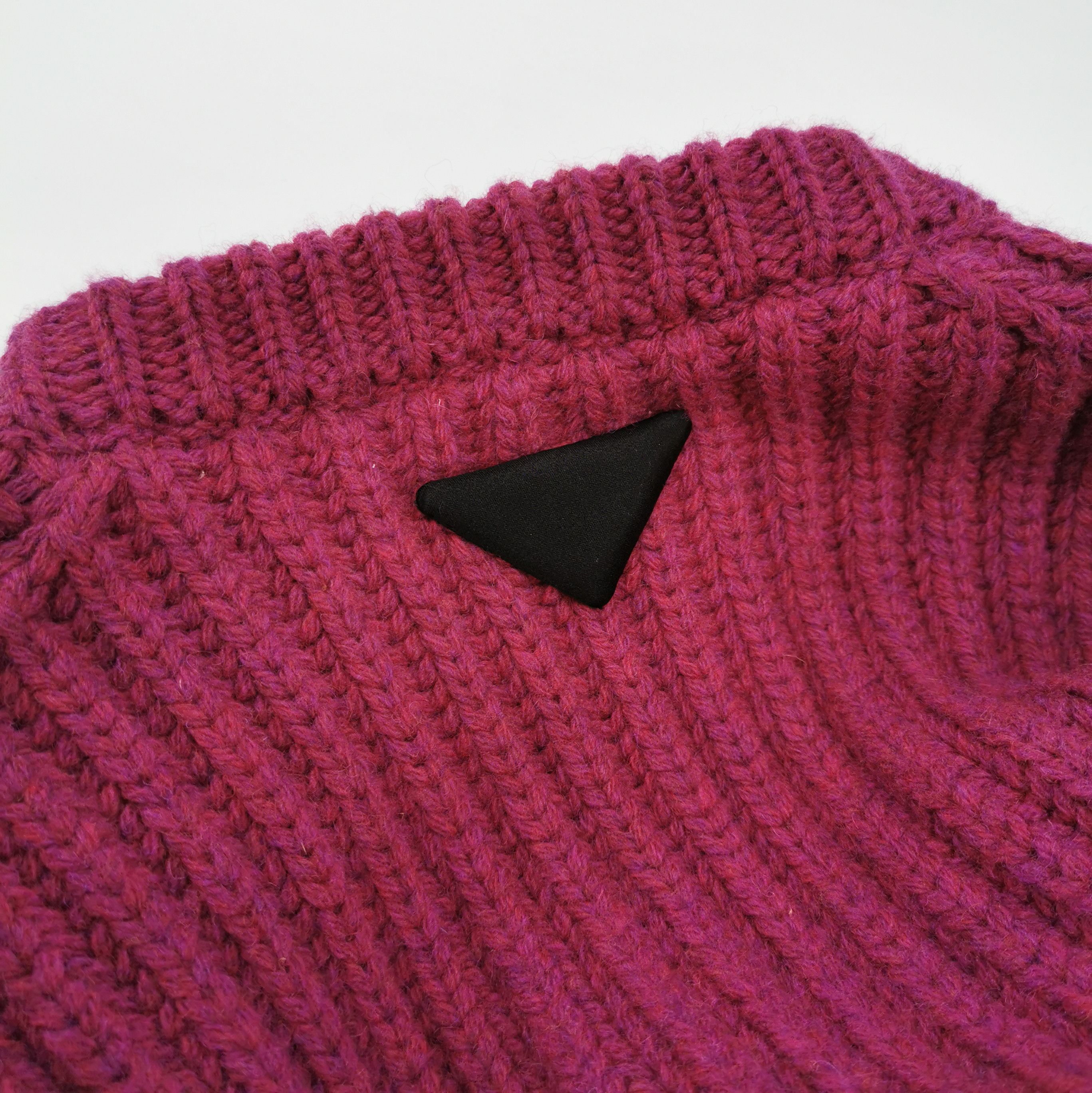Prada Prada Wool Crewneck Sweater in Bold Color 0089 Size S / US 4 / IT 40 - 3 Thumbnail