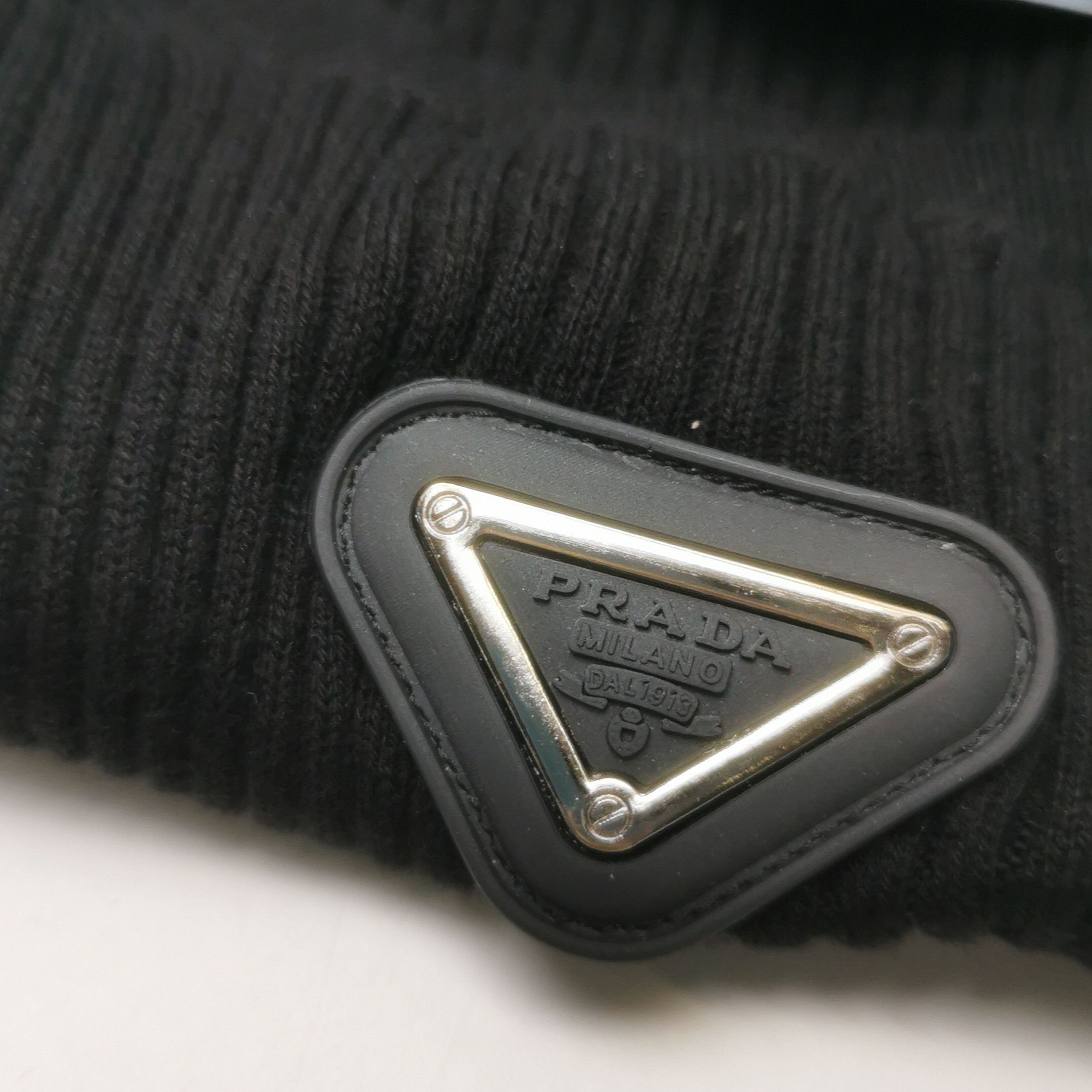 Prada Prada Black Ribbed Knit Crew Neck Sweater 0089 Size M / US 6-8 / IT 42-44 - 10 Thumbnail