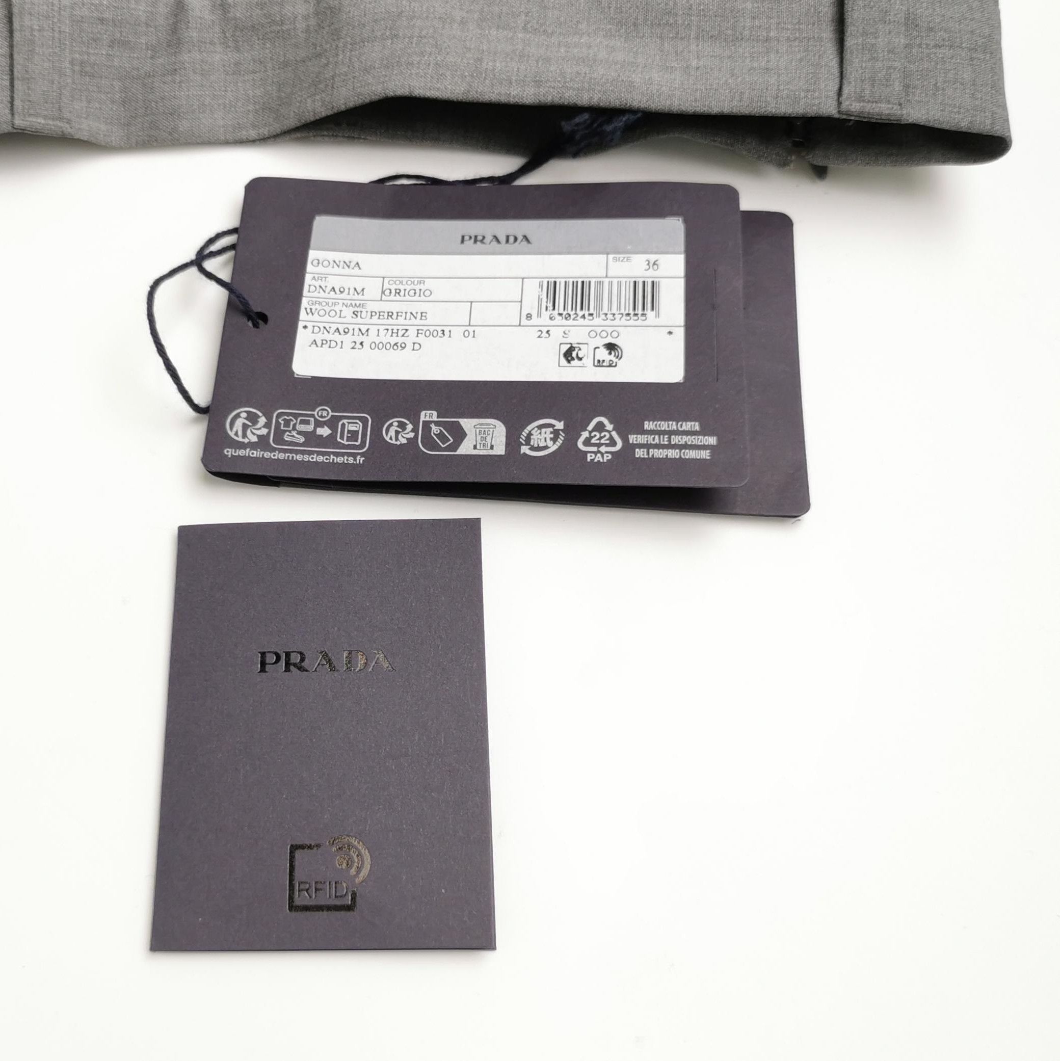 Prada Prada Wool Pleated Midi Skirt in Gray 0089 Size 36" / US 14 / IT 50 - 3 Thumbnail