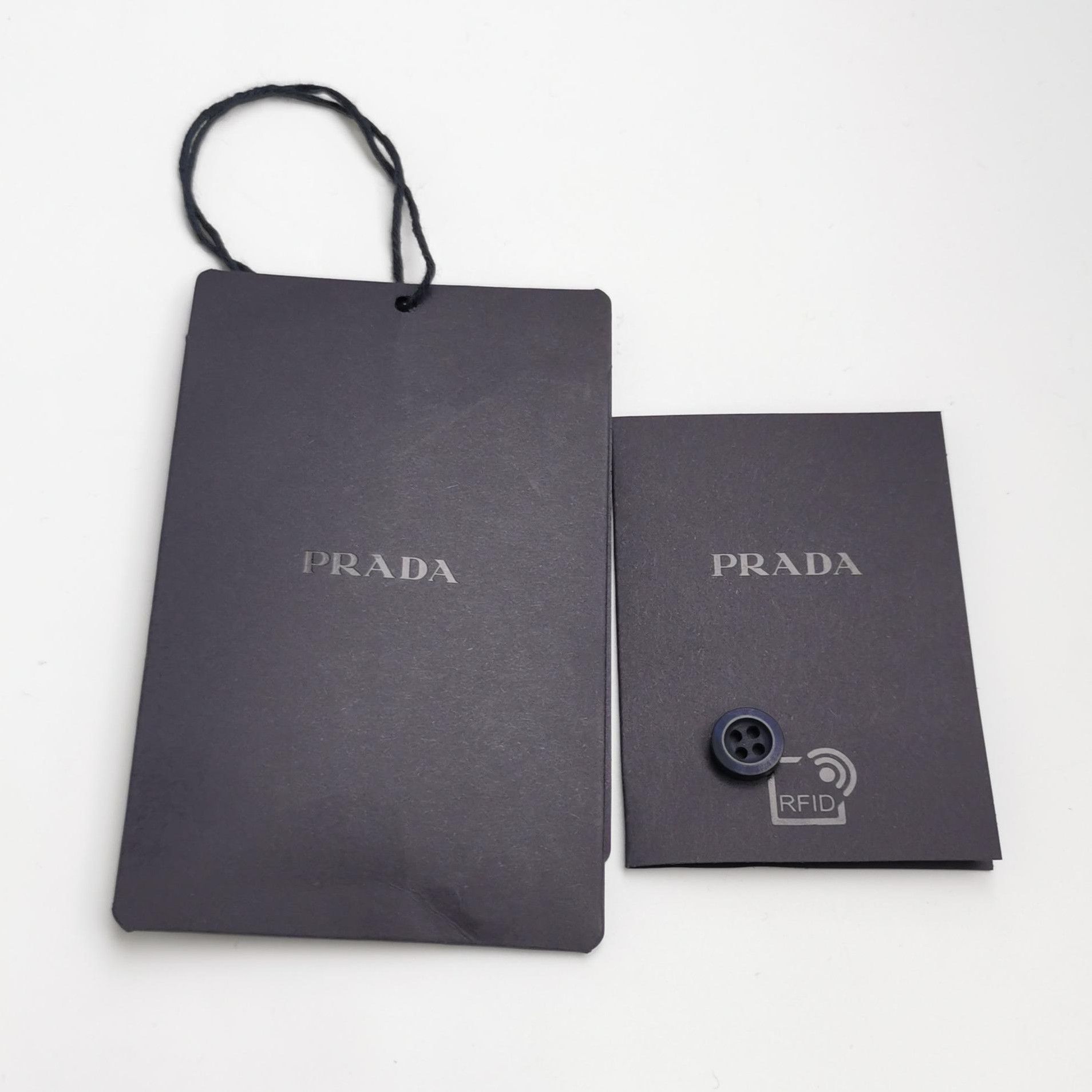 Prada Prada Wool V-Neck Cardigan in Classic Black 0089 Size XXS / US 00 / IT 34 - 4 Thumbnail
