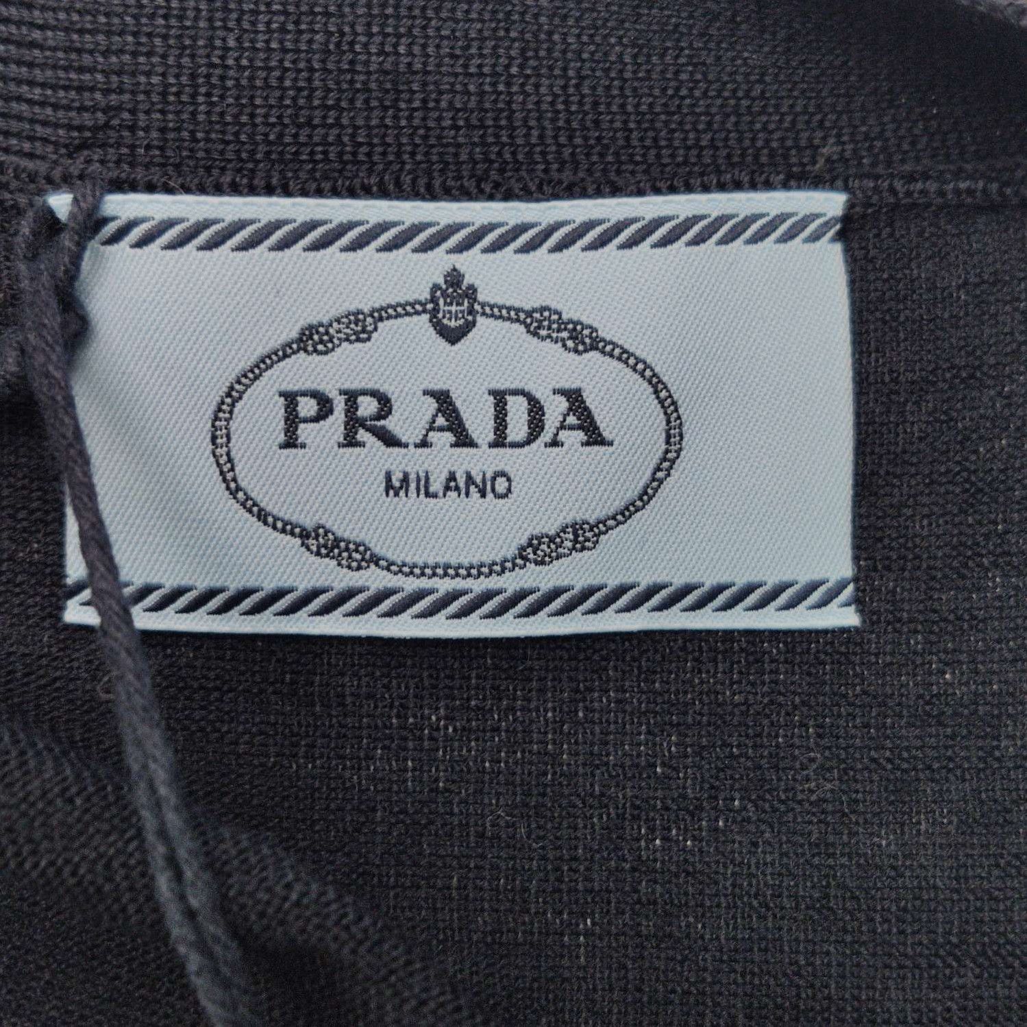 Prada Prada Wool V-Neck Button Cardigan for Women 0089 Size XXS / US 00 / IT 34 - 4 Thumbnail