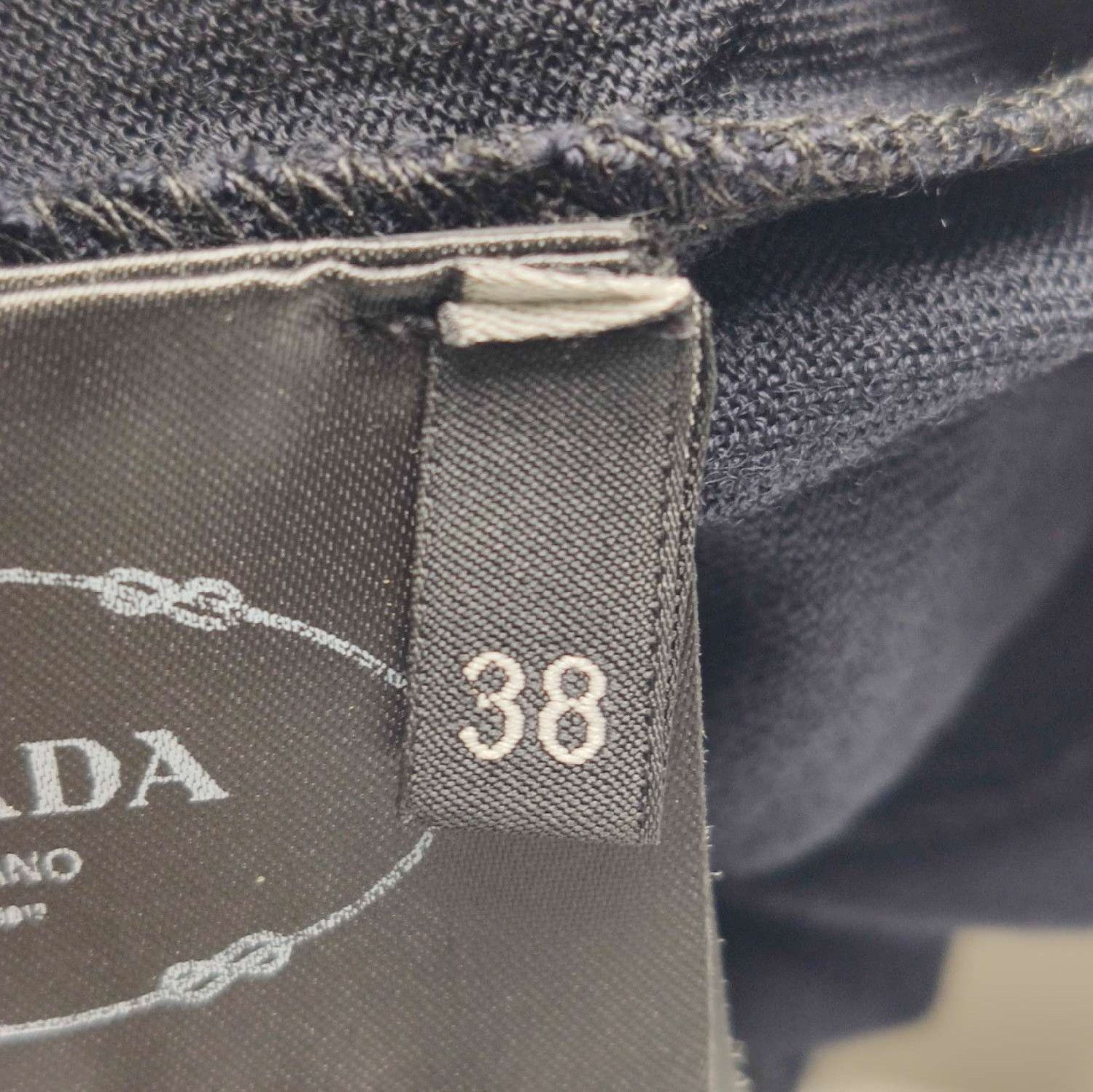 Prada Prada Wool Contrast Collar Knit Sweater 0089 Size S / US 4 / IT 40 - 4 Thumbnail