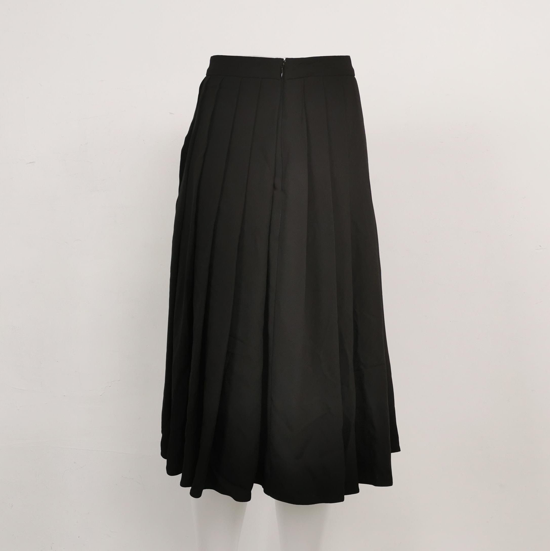 Prada Prada Pleated Black Midi Skirt for Elegant Style 0089 Size 38" / US 16 / IT 52 - 2 Thumbnail