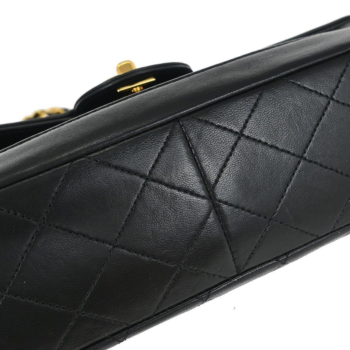 Chanel Chanel Vintage CC Chain Flap Bag Quilted Lambskin Size ONE SIZE - 6 Thumbnail