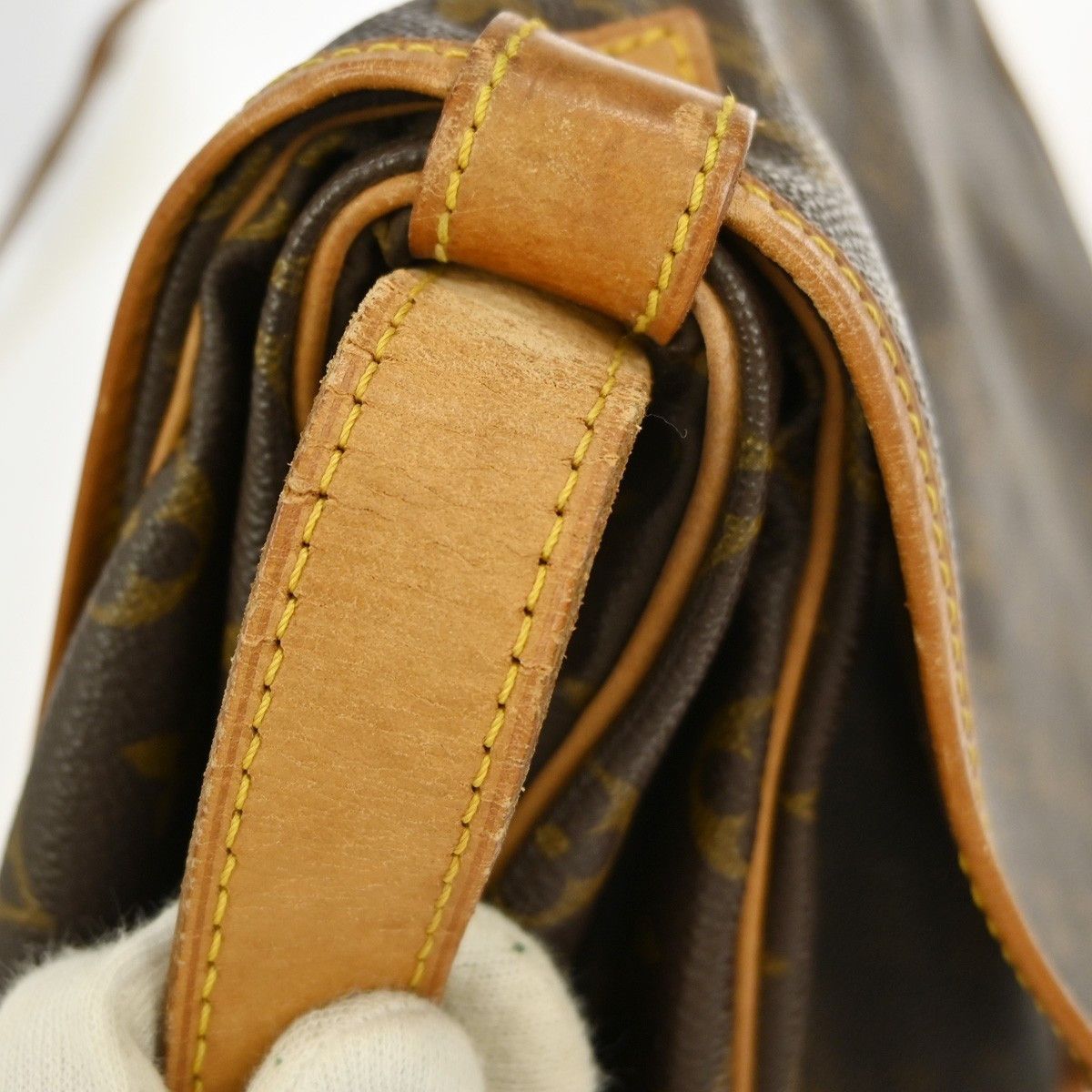 Louis Vuitton Louis Vuitton Saumur Handbag Monogram Canvas Size ONE SIZE - 6 Thumbnail
