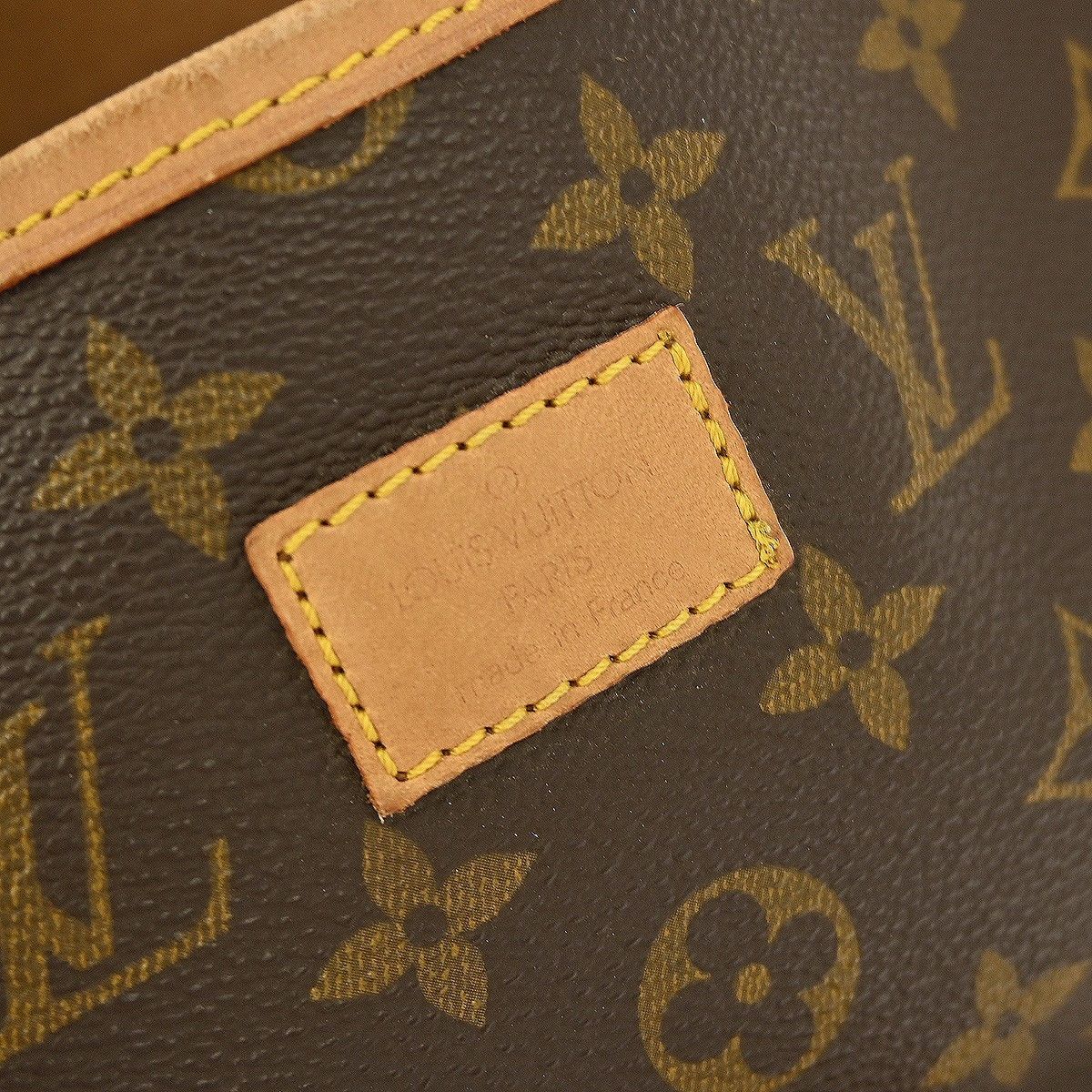 Louis Vuitton Louis Vuitton Saumur Handbag Monogram Canvas Size ONE SIZE - 4 Thumbnail