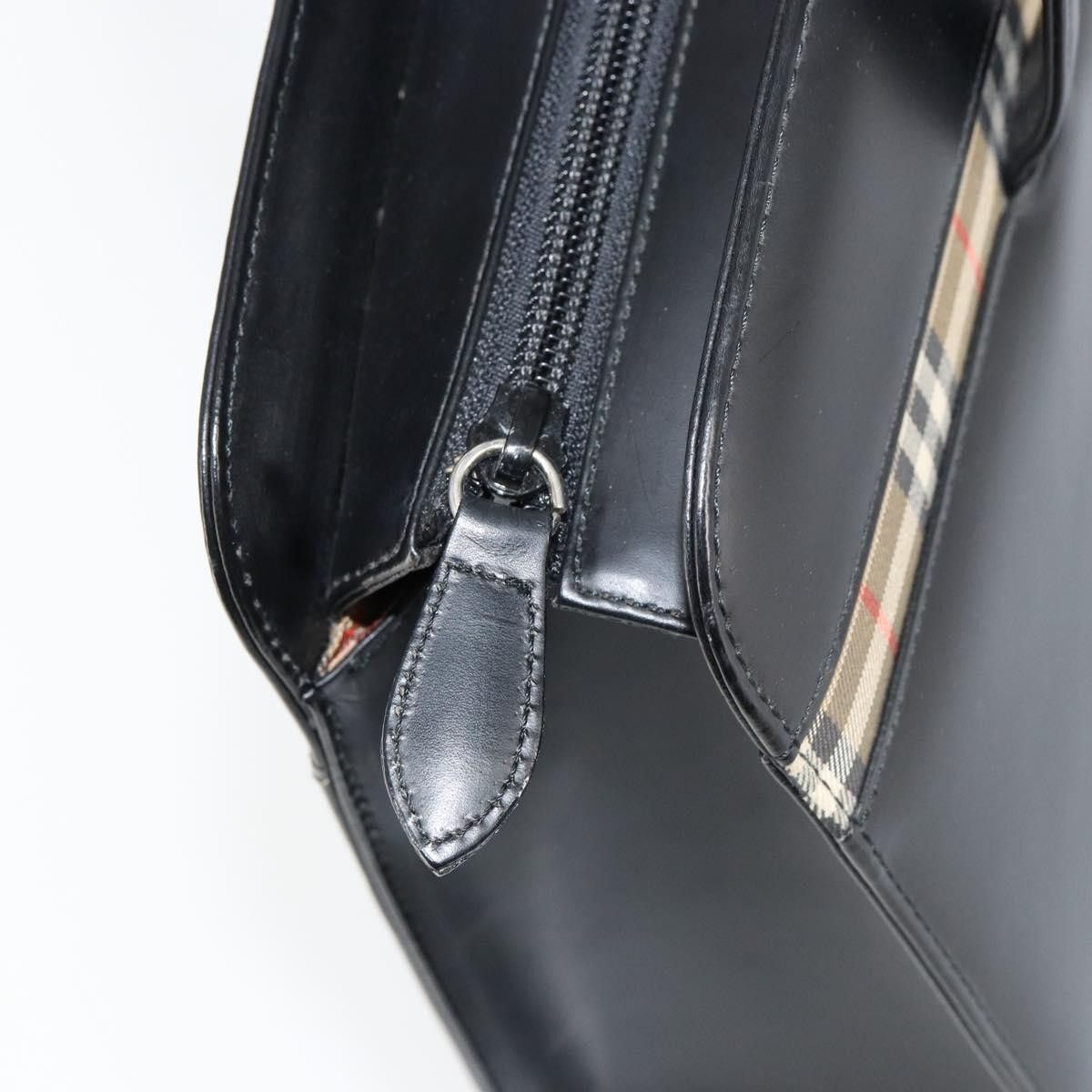 Burberry Burberry Vintage Handbag Leather Size ONE SIZE - 11 Thumbnail