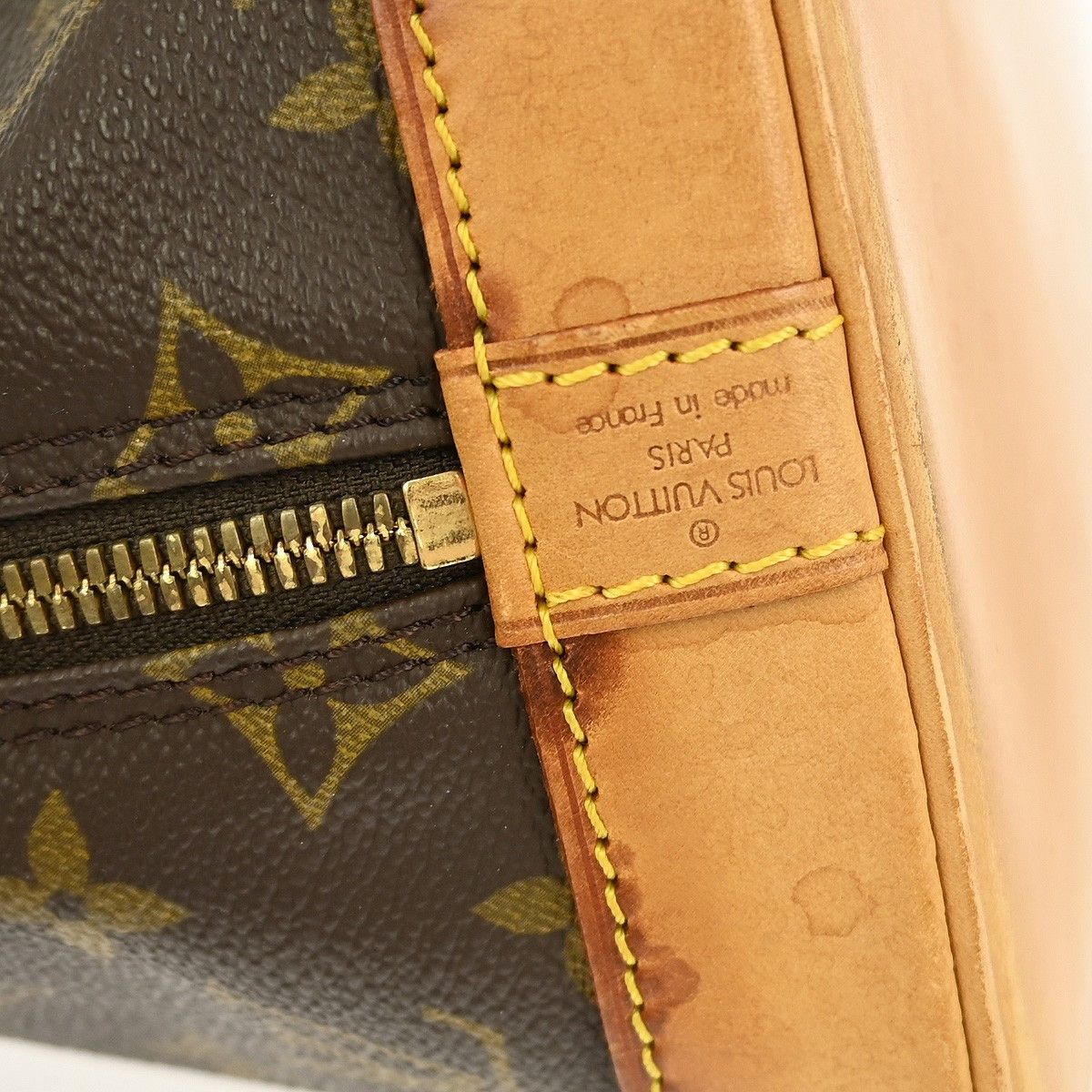 Louis Vuitton Louis Vuitton Alma Handbag Monogram Canvas Size ONE SIZE - 4 Thumbnail