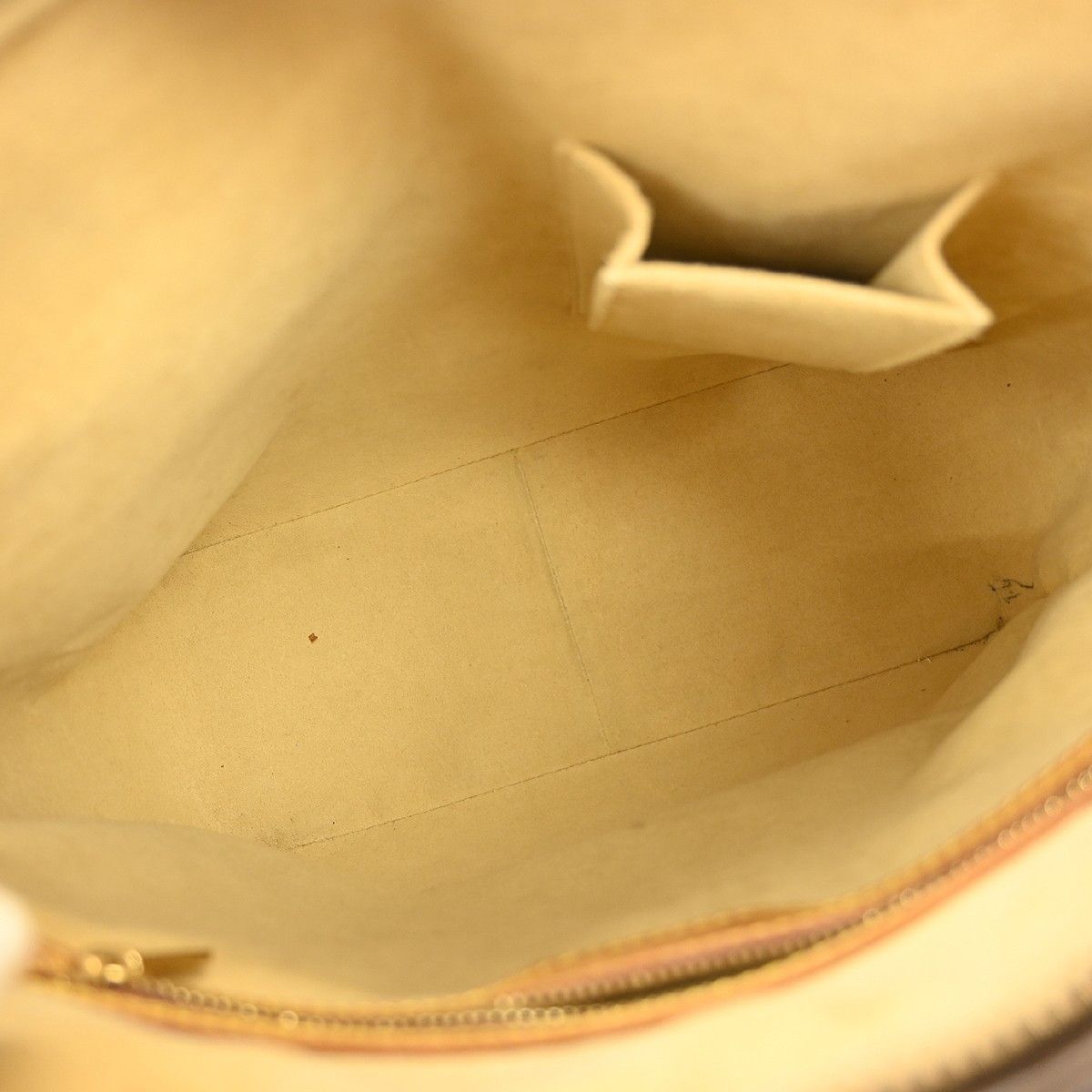 Louis Vuitton Louis Vuitton Looping Handbag Monogram Canvas Size ONE SIZE - 3 Thumbnail