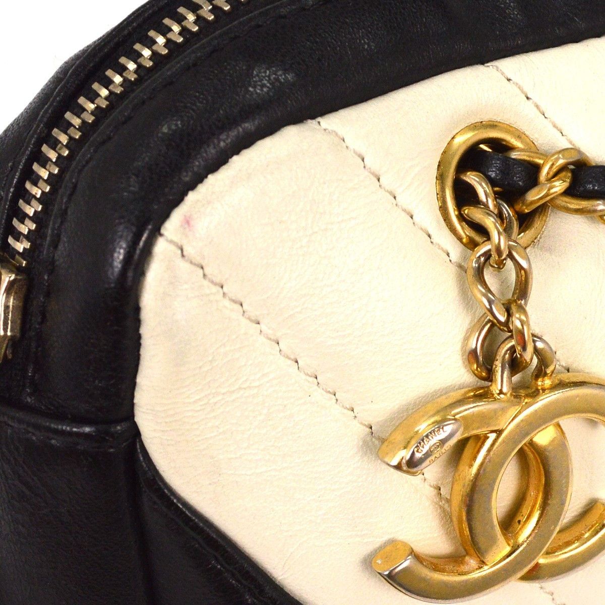 Chanel Chanel Chevron Camera Bag Quilted Leather Size ONE SIZE - 6 Thumbnail
