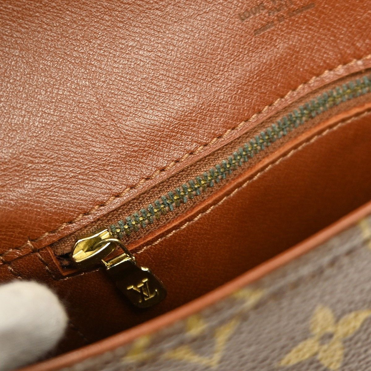 Louis Vuitton Louis Vuitton Chantilly Handbag Monogram Canvas Size ONE SIZE - 8 Thumbnail