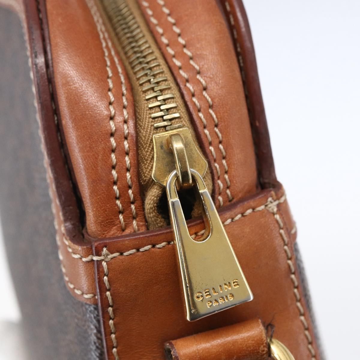 Celine Celine Vintage Macadam Shoulder Bag Canvas and Leather Size ONE SIZE - 17 Thumbnail