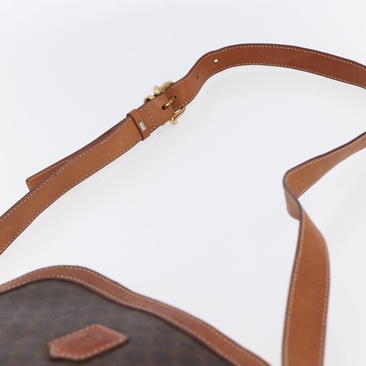 Celine Celine Vintage Macadam Shoulder Bag Canvas and Leather Size ONE SIZE - 16 Thumbnail
