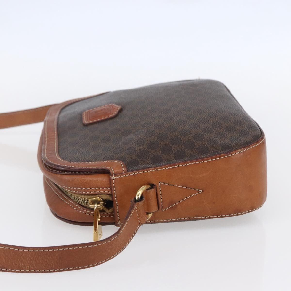 Celine Celine Vintage Macadam Shoulder Bag Canvas and Leather Size ONE SIZE - 4 Thumbnail