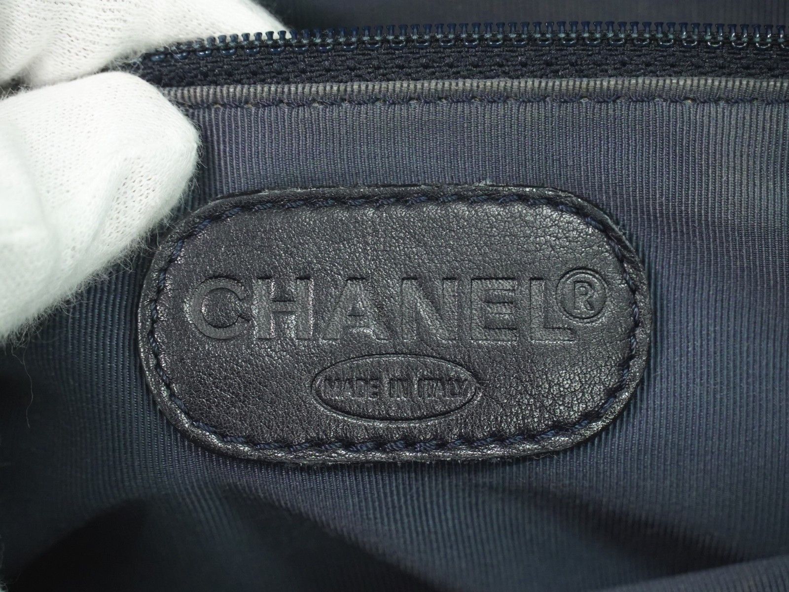 Chanel Chanel Vintage CC Tote Denim with Leather Size ONE SIZE - 4 Thumbnail