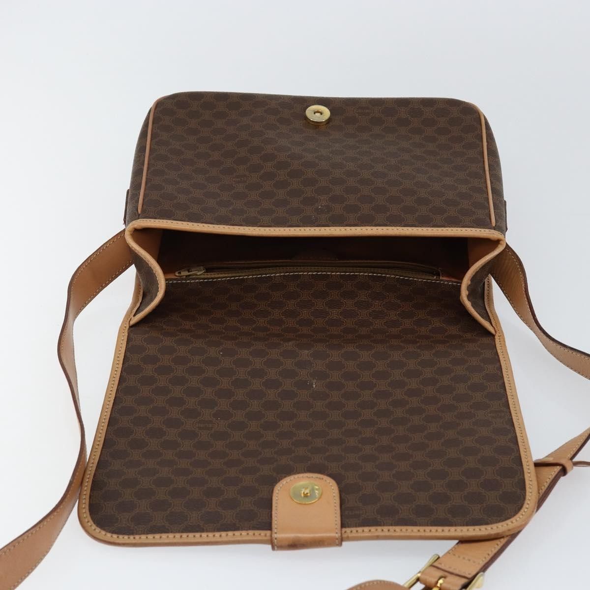 Celine Celine Vintage Macadam Canvas and Leather Size ONE SIZE - 19 Thumbnail