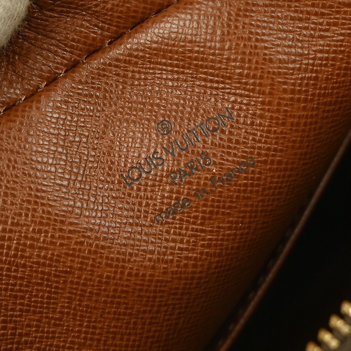 Louis Vuitton Louis Vuitton Amazone Bag Monogram Canvas Size ONE SIZE - 4 Thumbnail