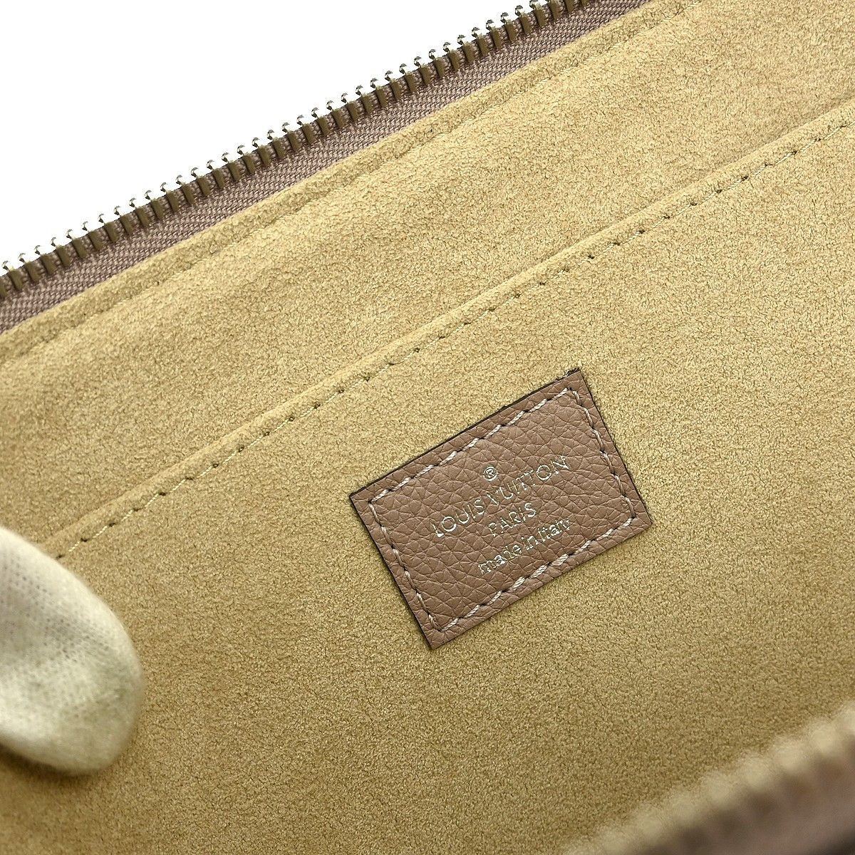 Louis Vuitton Louis Vuitton Zip Around Pochette Jour Leather Size ONE SIZE - 4 Thumbnail