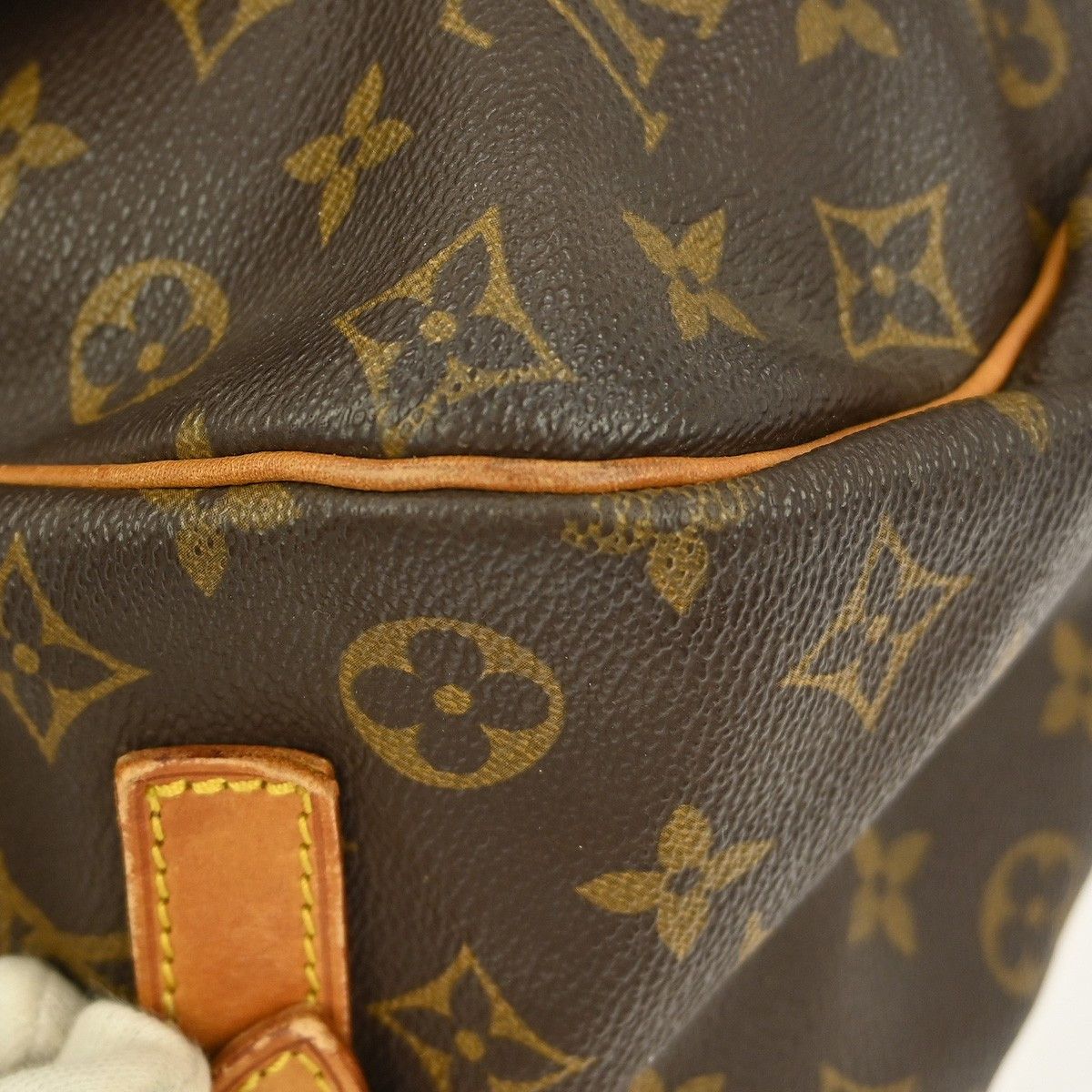 Louis Vuitton Louis Vuitton Saumur Handbag Monogram Canvas Size ONE SIZE - 7 Thumbnail