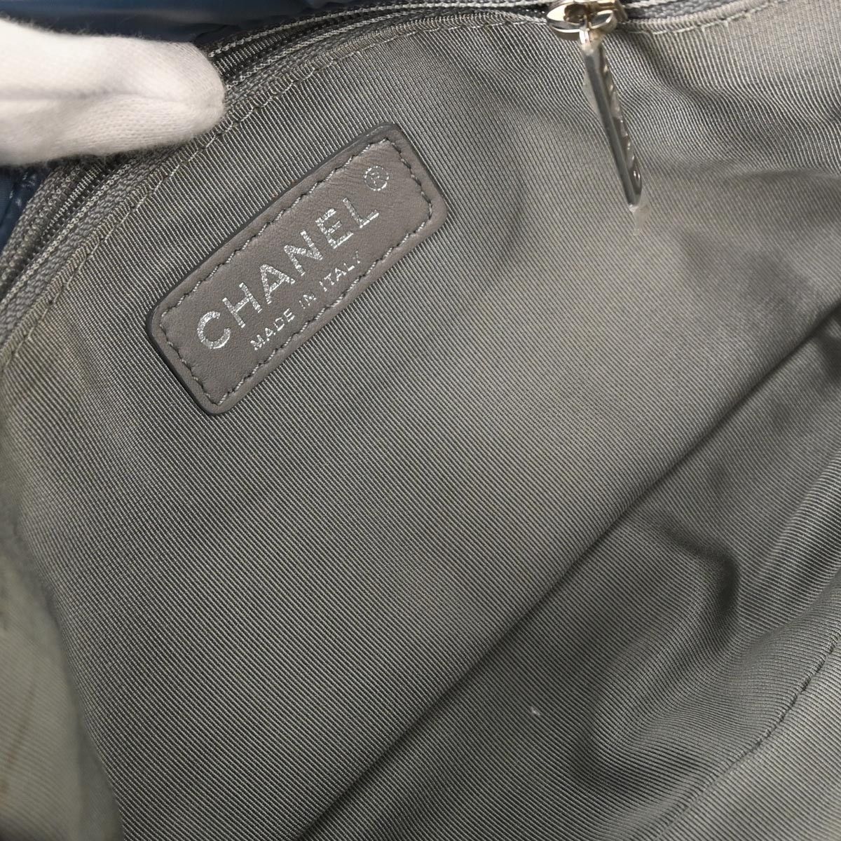 Chanel Chanel Tweed On Stitch Flap Bag Quilted Nylon Size ONE SIZE - 4 Thumbnail