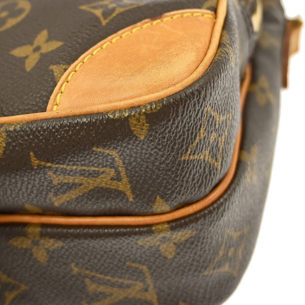 Louis Vuitton Louis Vuitton Amazone Bag Monogram Canvas Size ONE SIZE - 7 Thumbnail