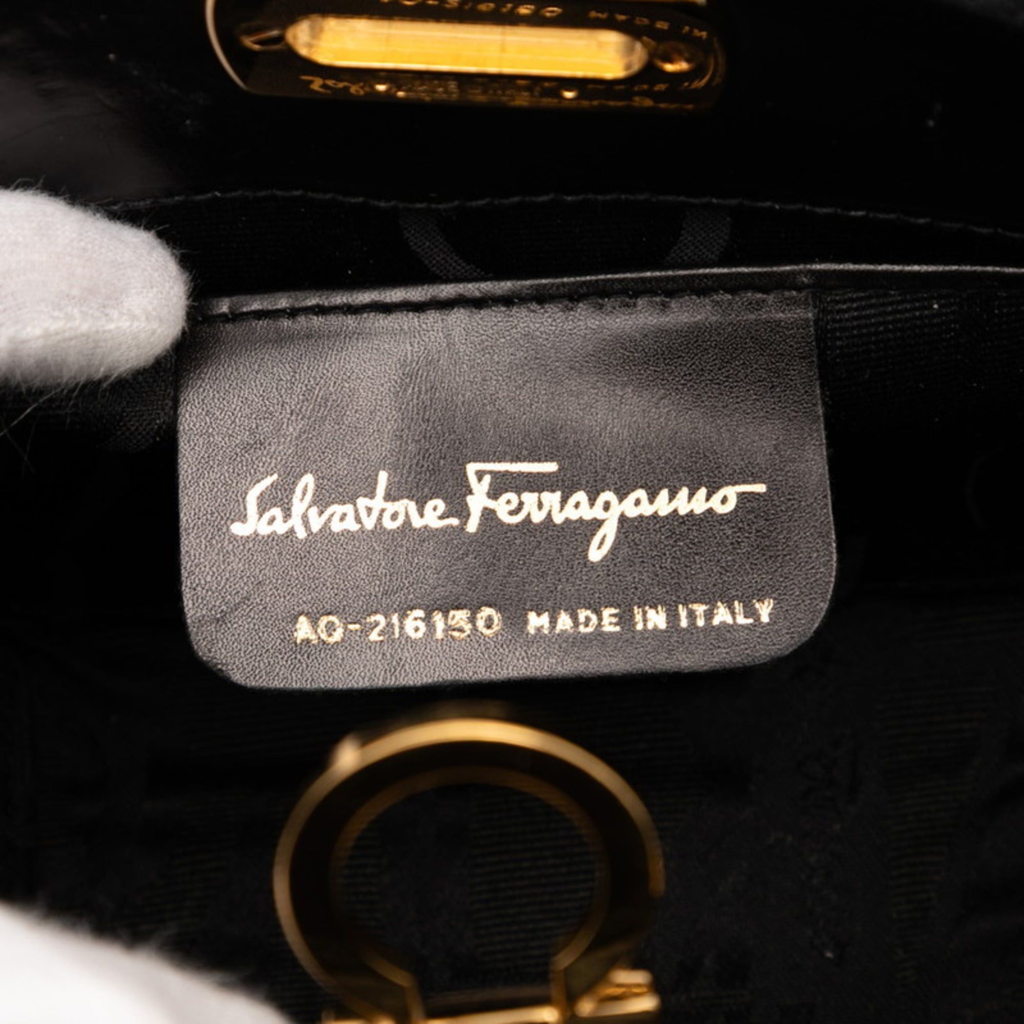 Salvatore Ferragamo Salvatore Ferragamo Gancini Chain Mini Shoulder Bag AQ-216150 Black Nubuck Leather Women's Size ONE SIZE - 6 Thumbnail