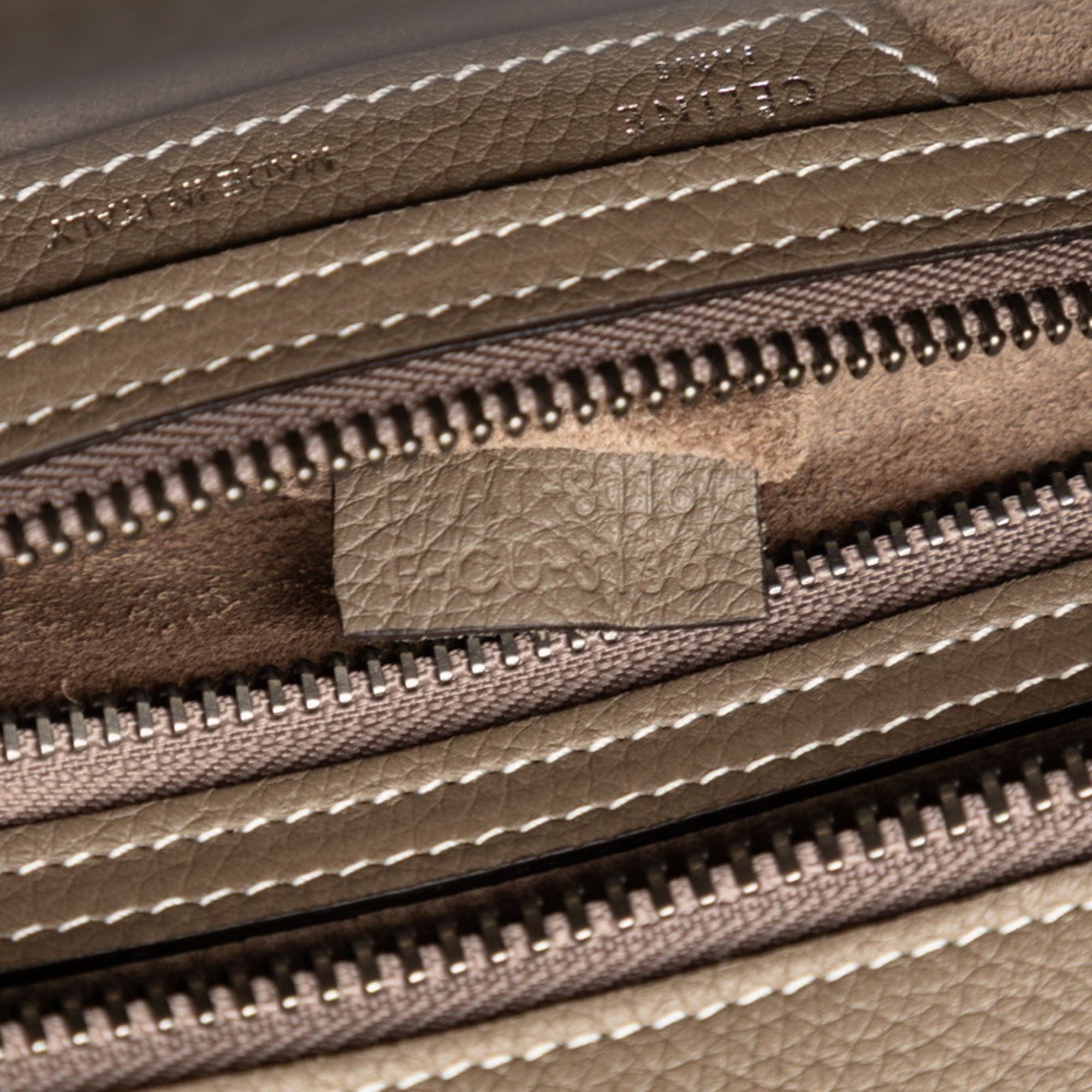 Celine Celine Luggage Micro Shopper Handbag in Greige Leather for Women Size ONE SIZE - 6 Thumbnail